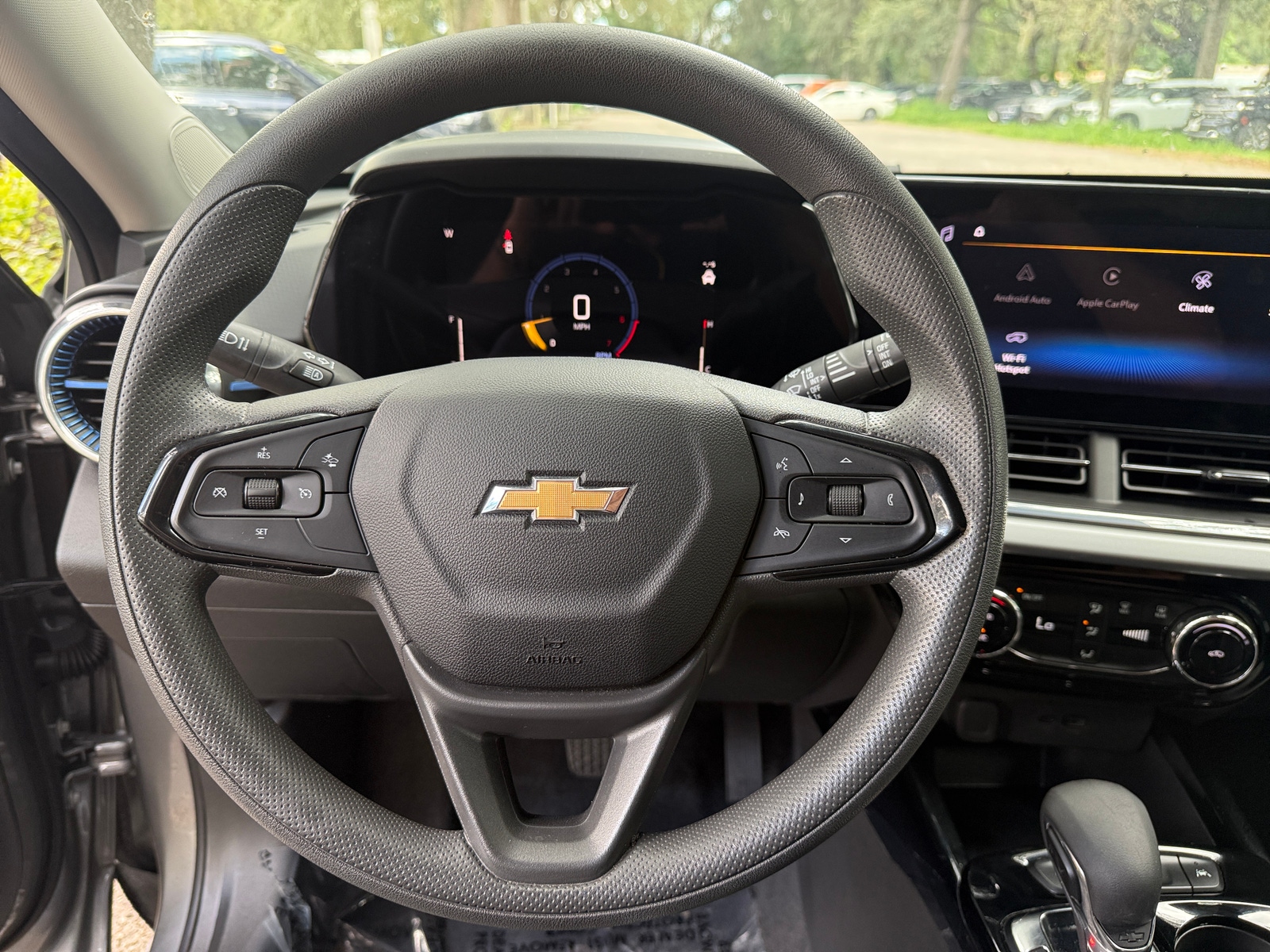 Thumbnail: 2025 Chevrolet Trax - 4