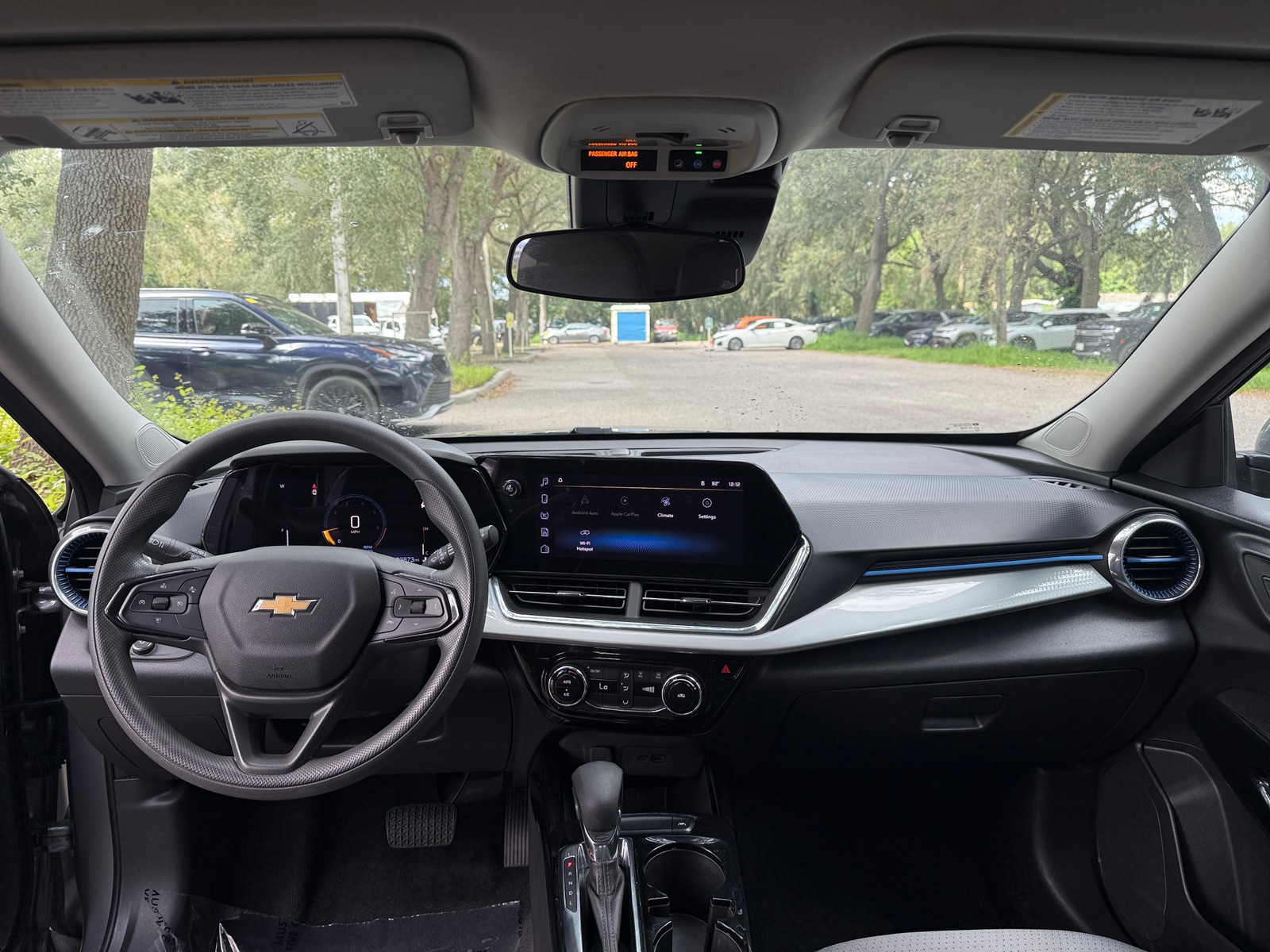 Thumbnail: 2025 Chevrolet Trax - 3