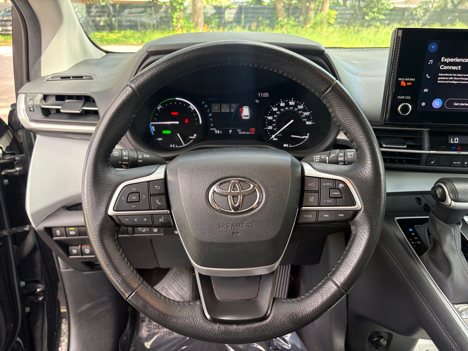 Thumbnail: 2025 Toyota Sienna - 5