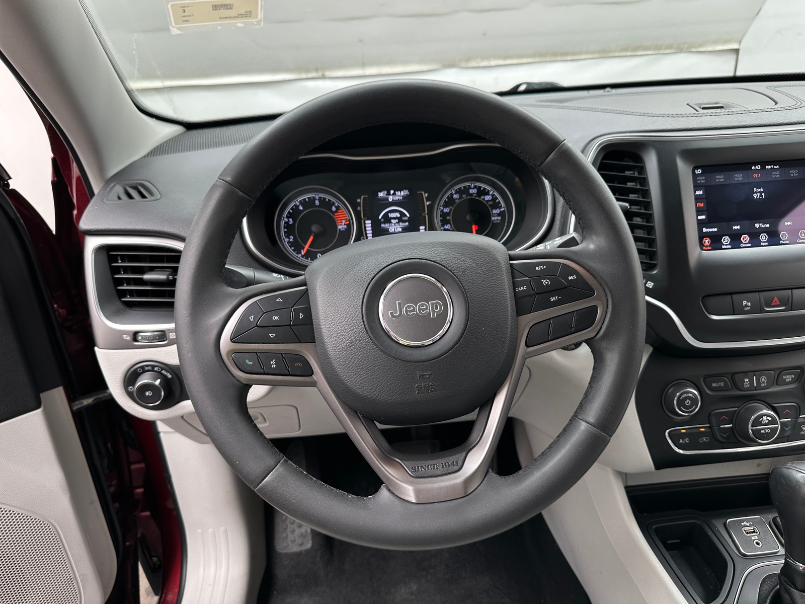 Thumbnail: 2020 Jeep Cherokee - 5