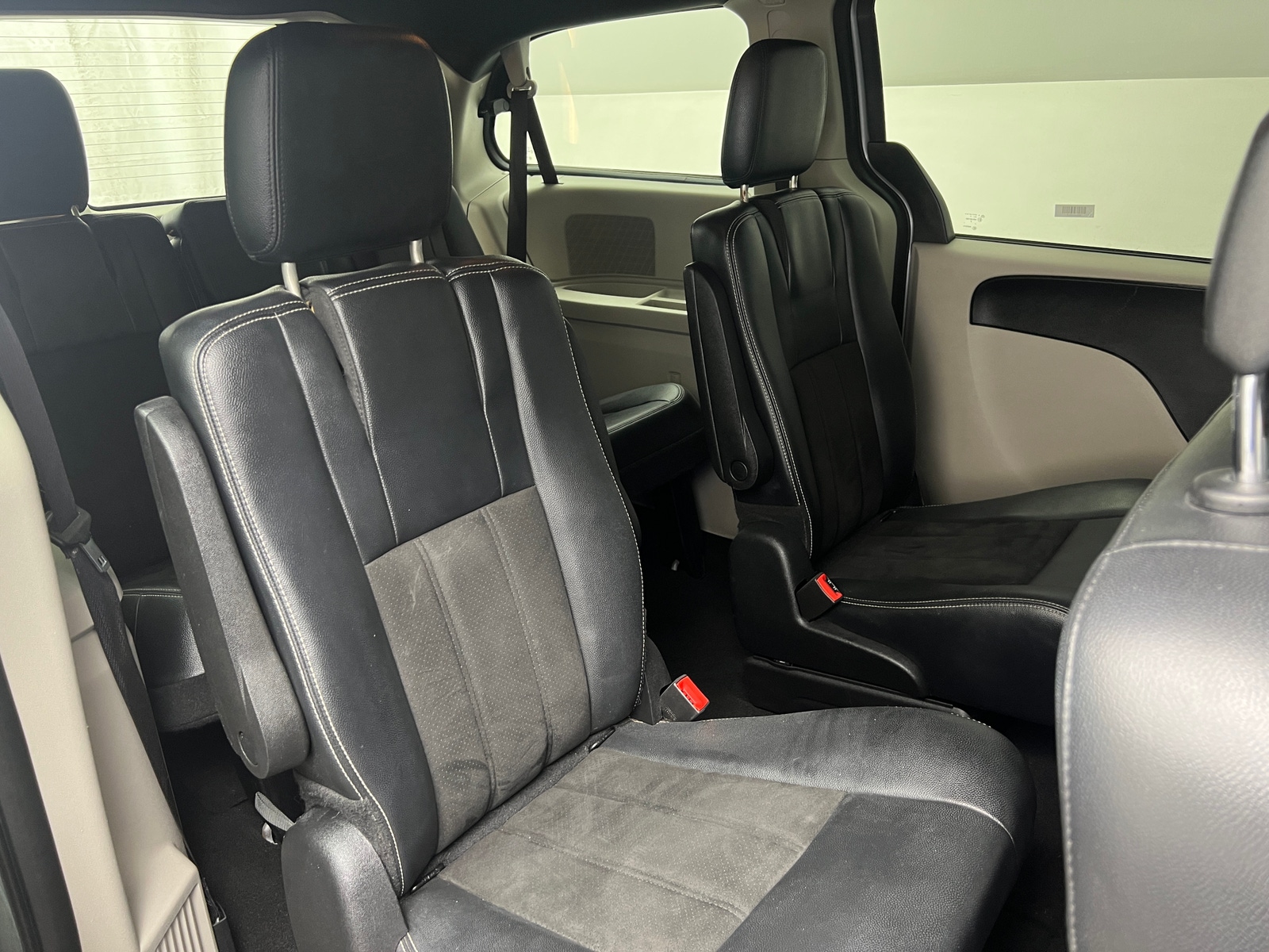 Thumbnail: 2019 Dodge Grand Caravan - 5