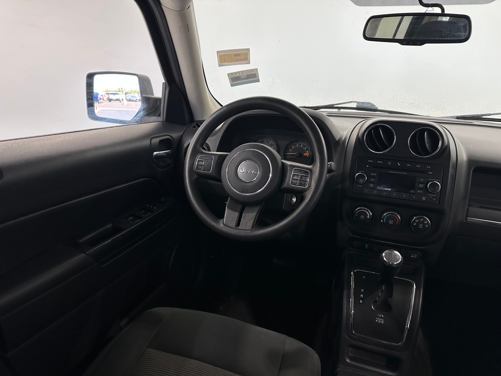 Thumbnail: 2015 Jeep Patriot - 5