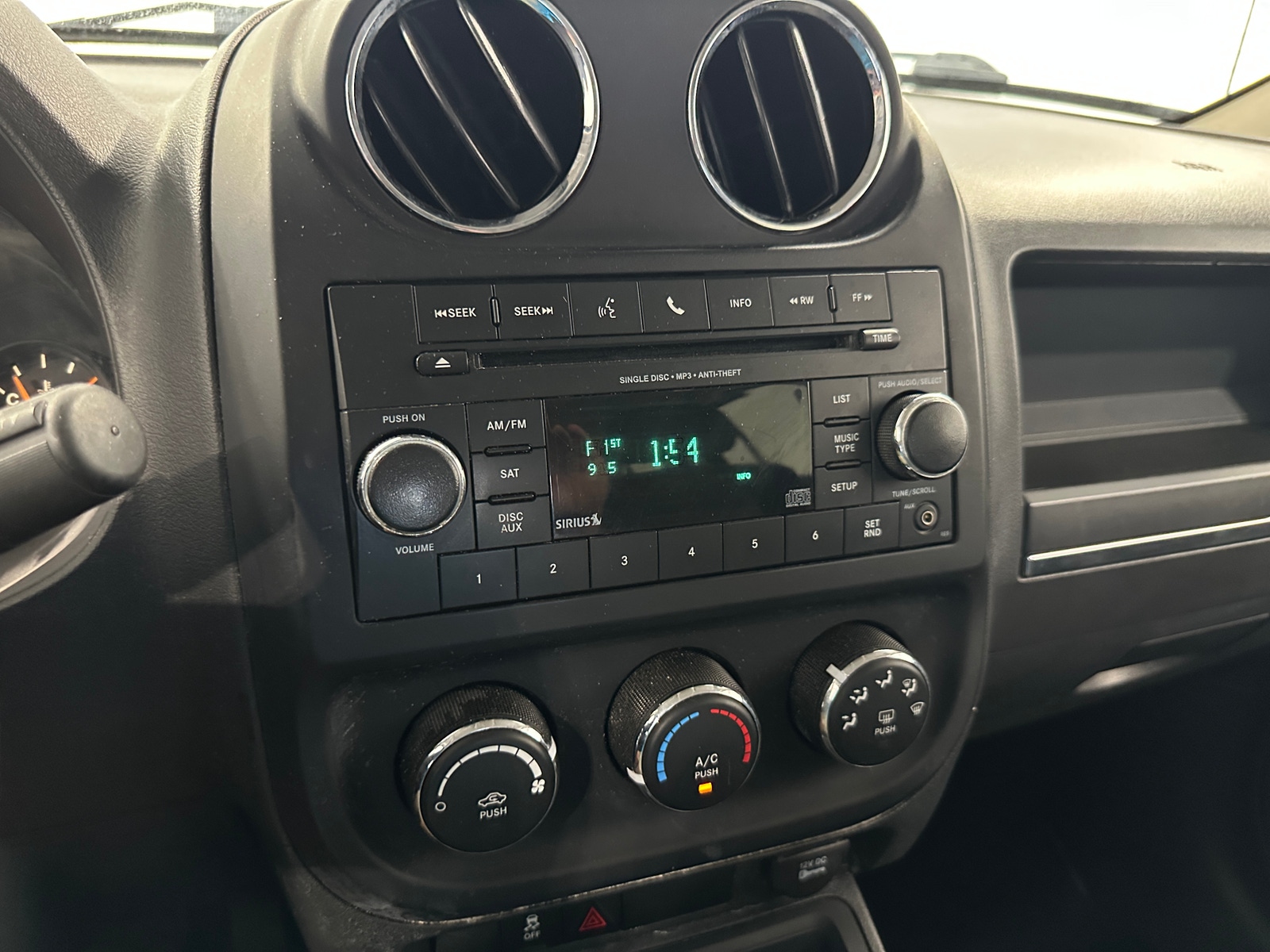 Thumbnail: 2015 Jeep Patriot - 4