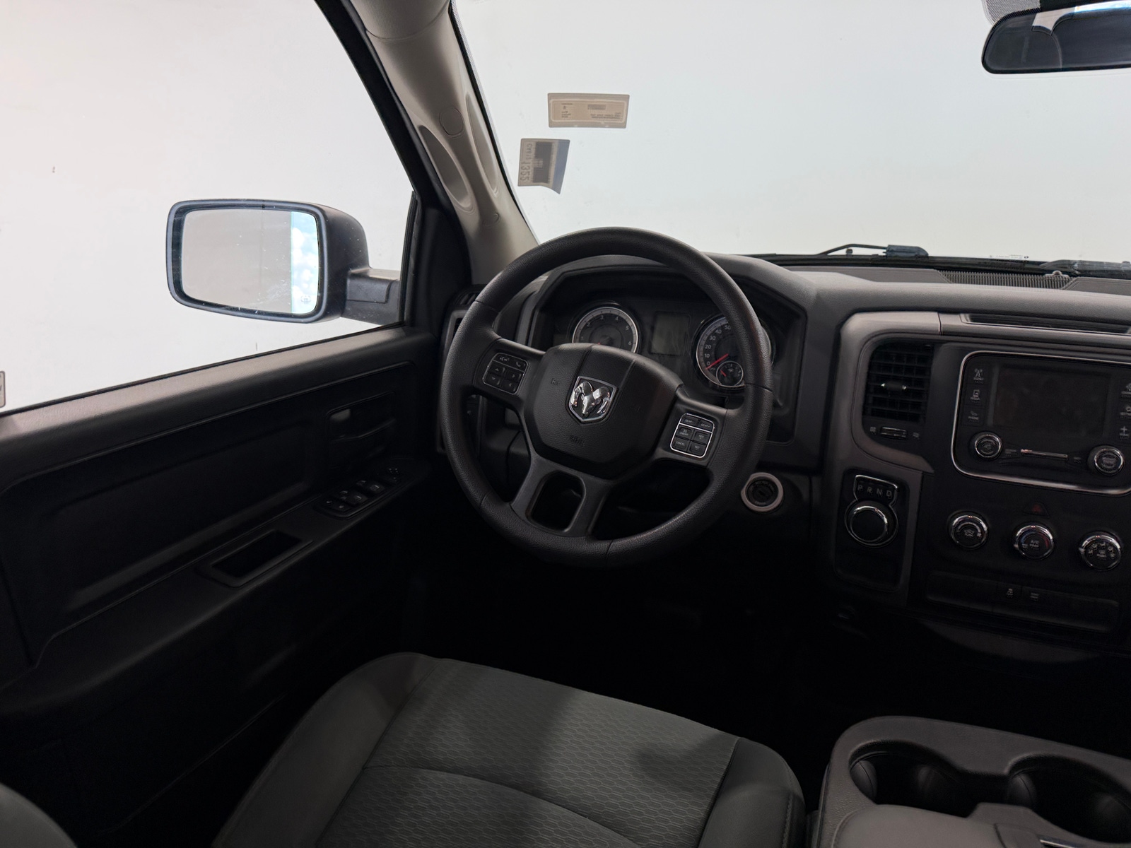 Thumbnail: 2019 RAM 1500 Classic - 5