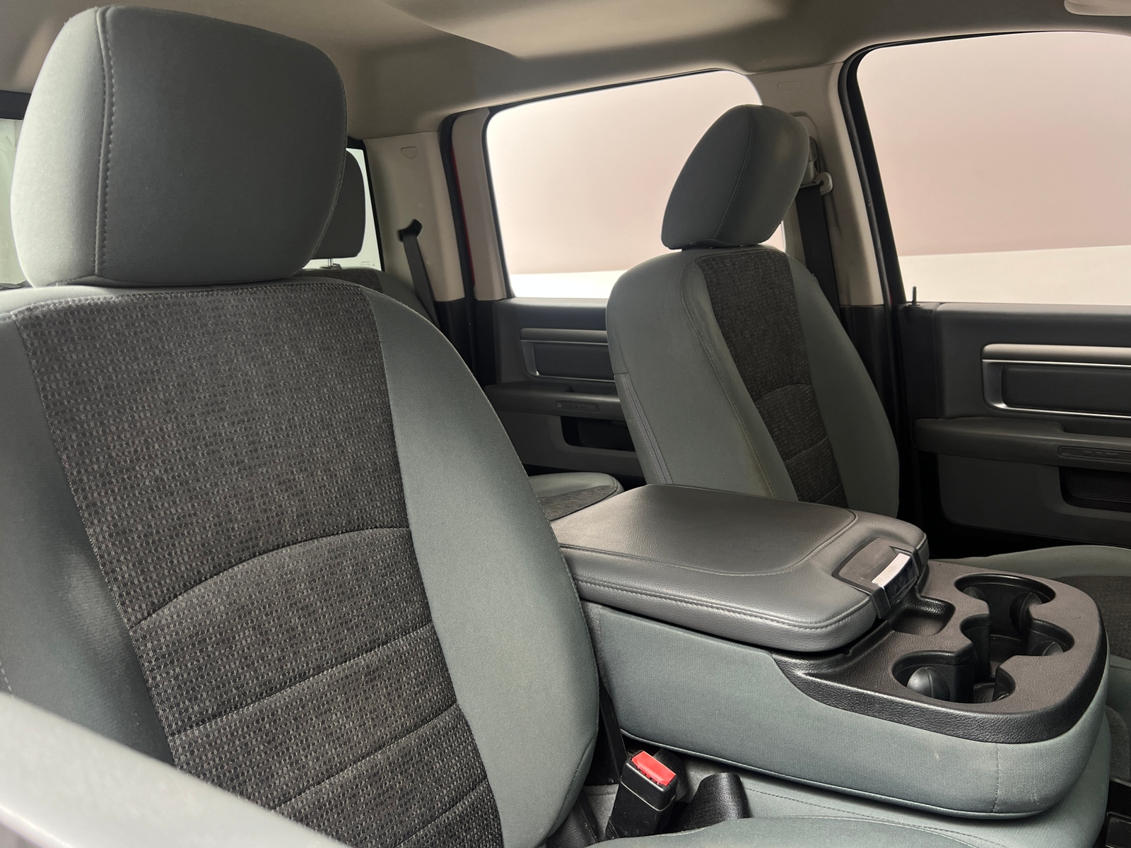 Thumbnail: 2019 RAM 1500 Classic - 2