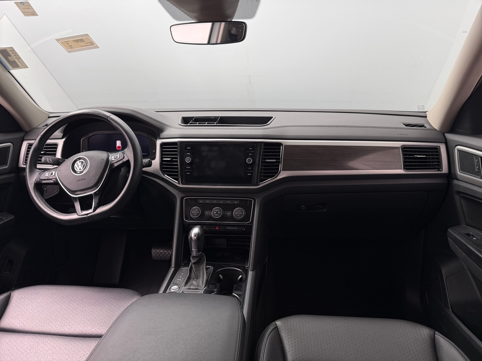 Thumbnail: 2019 Volkswagen Atlas - 2