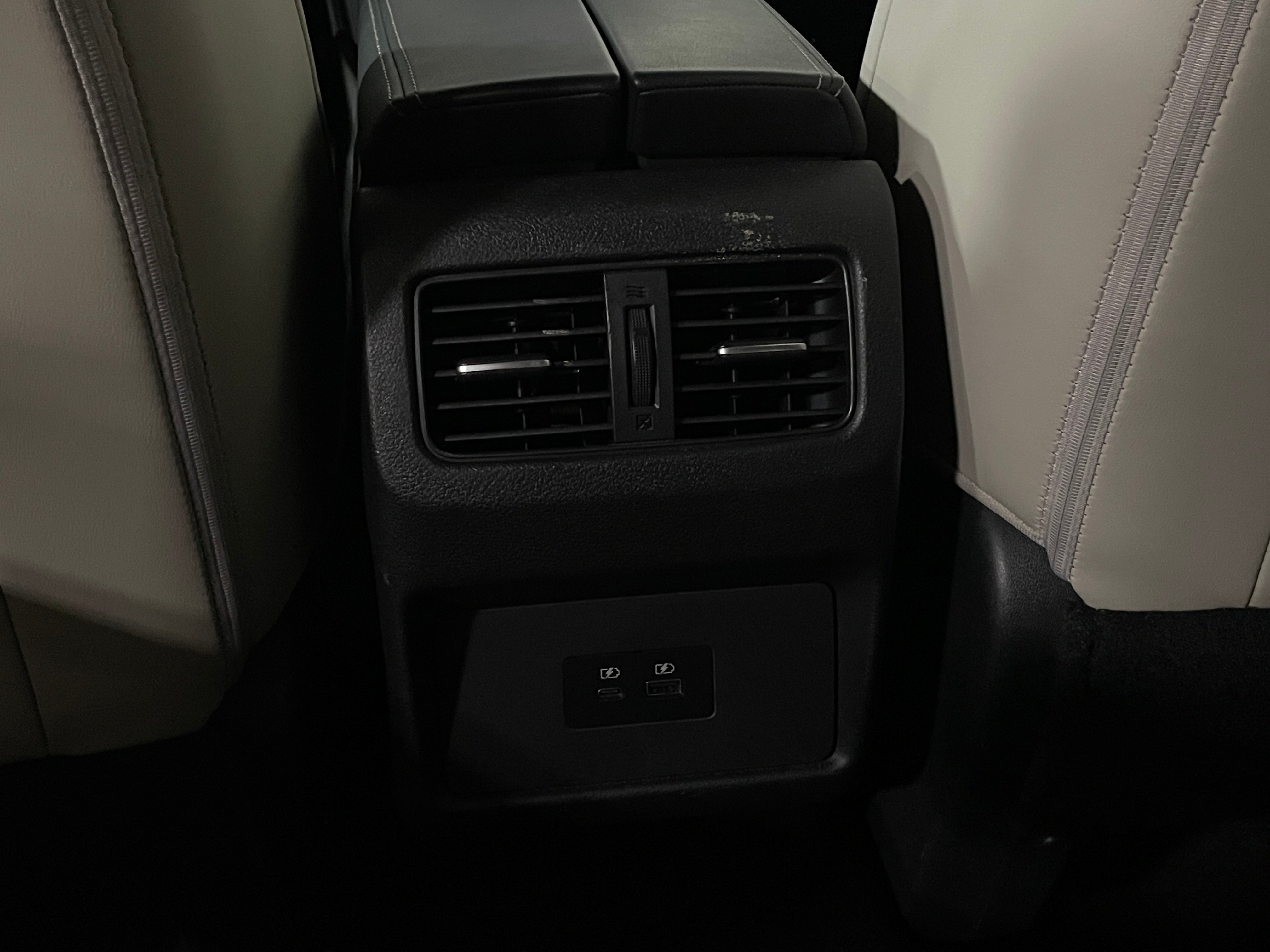 2021 Nissan Rogue SV - Photo 3