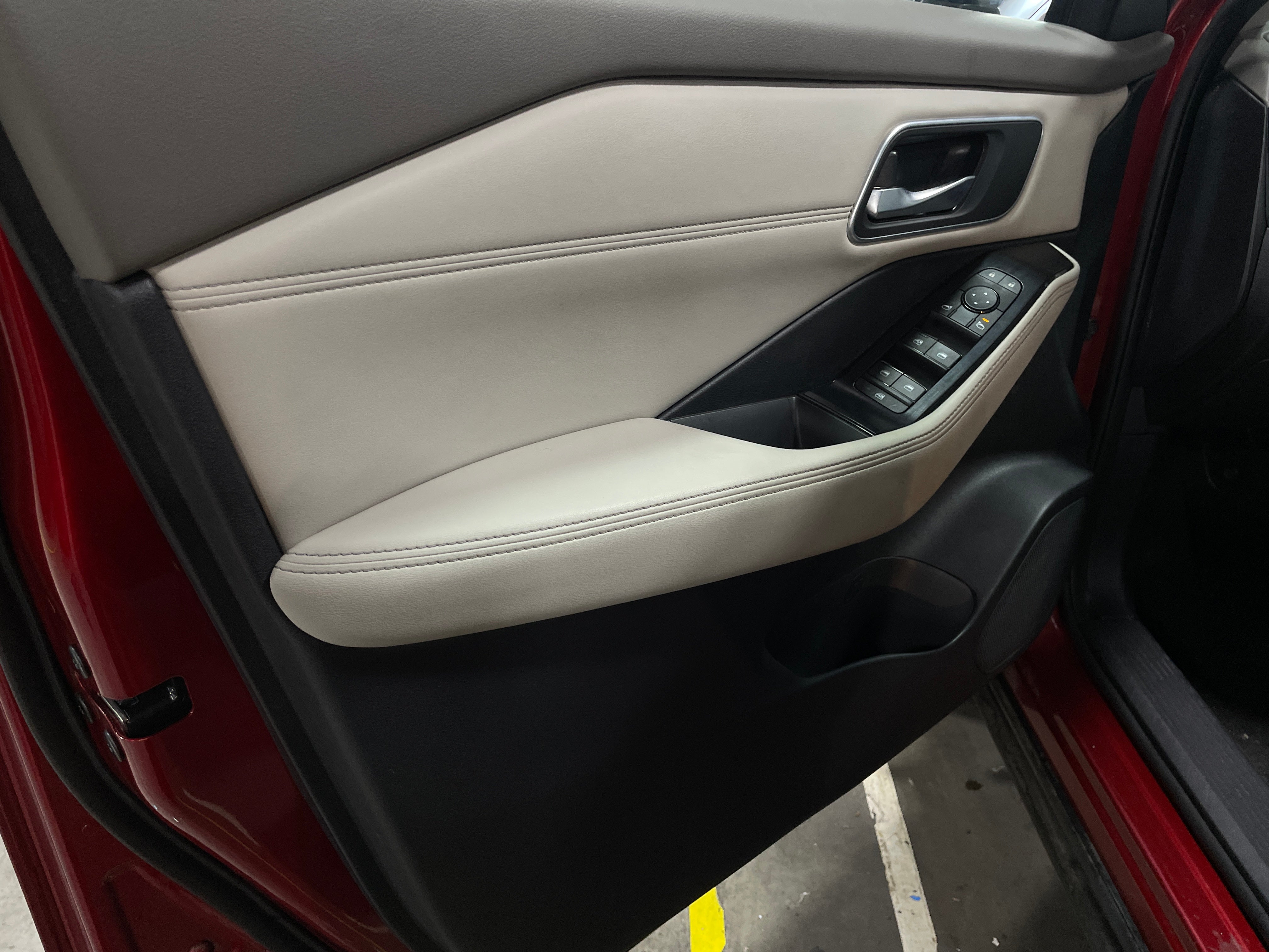 2021 Nissan Rogue SV - Photo 10