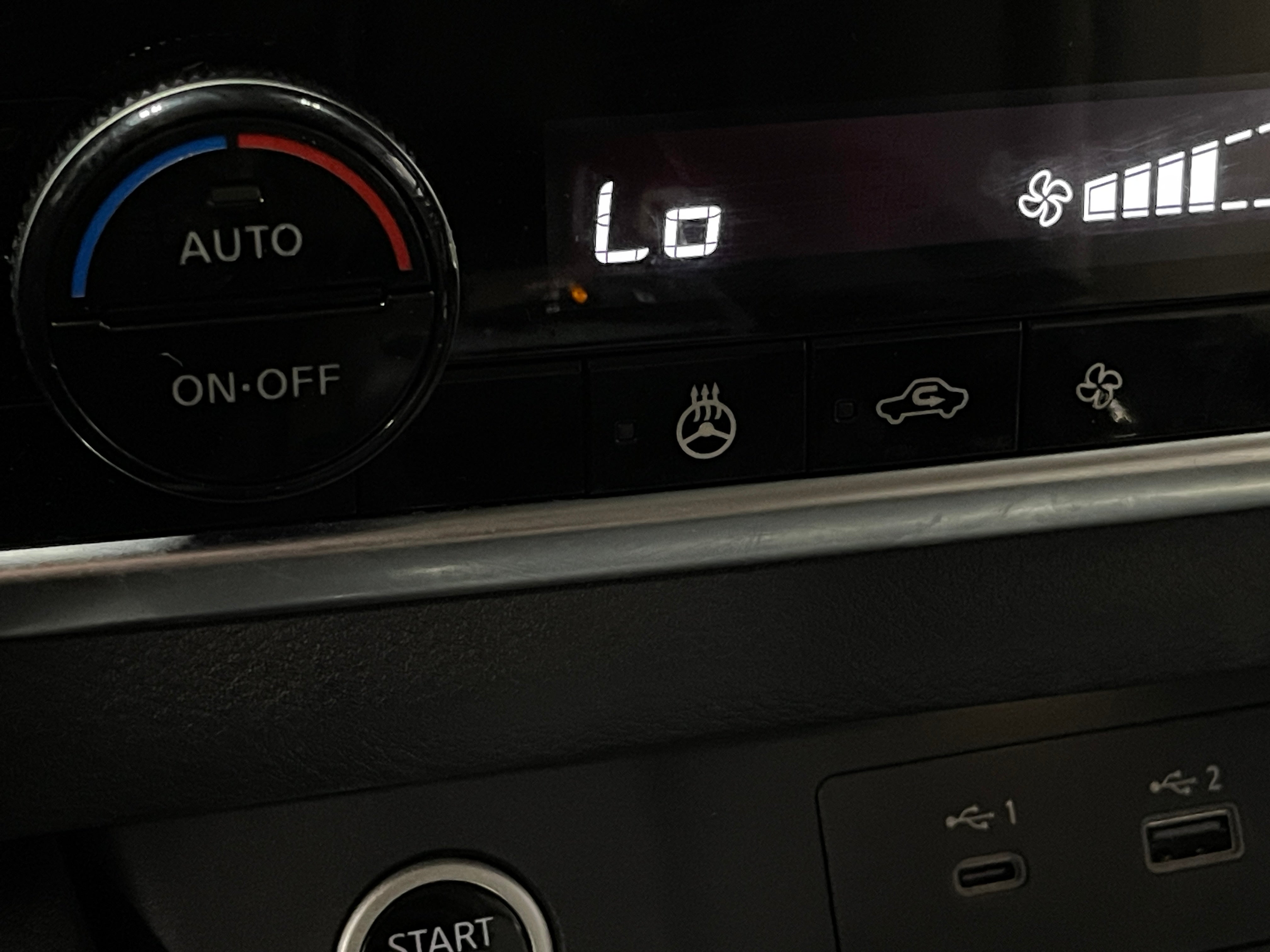 2021 Nissan Rogue SV - Photo 18