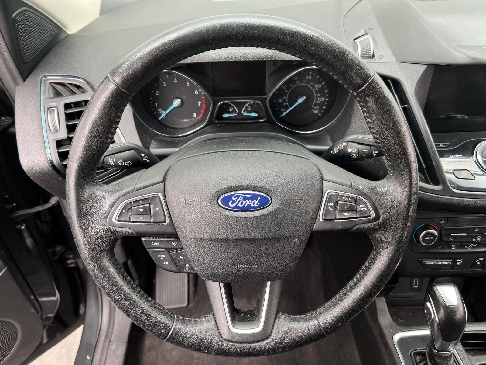 Thumbnail: 2019 Ford Escape - 4