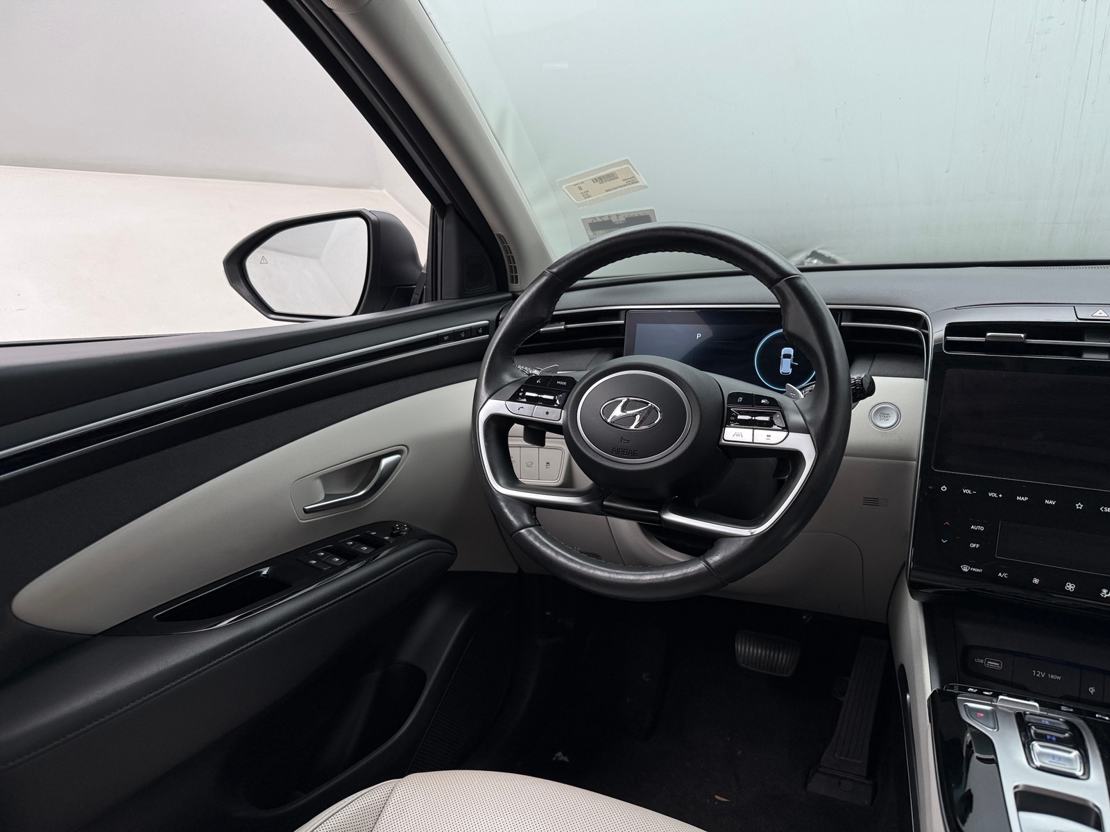 Thumbnail: 2023 Hyundai Tucson - 4