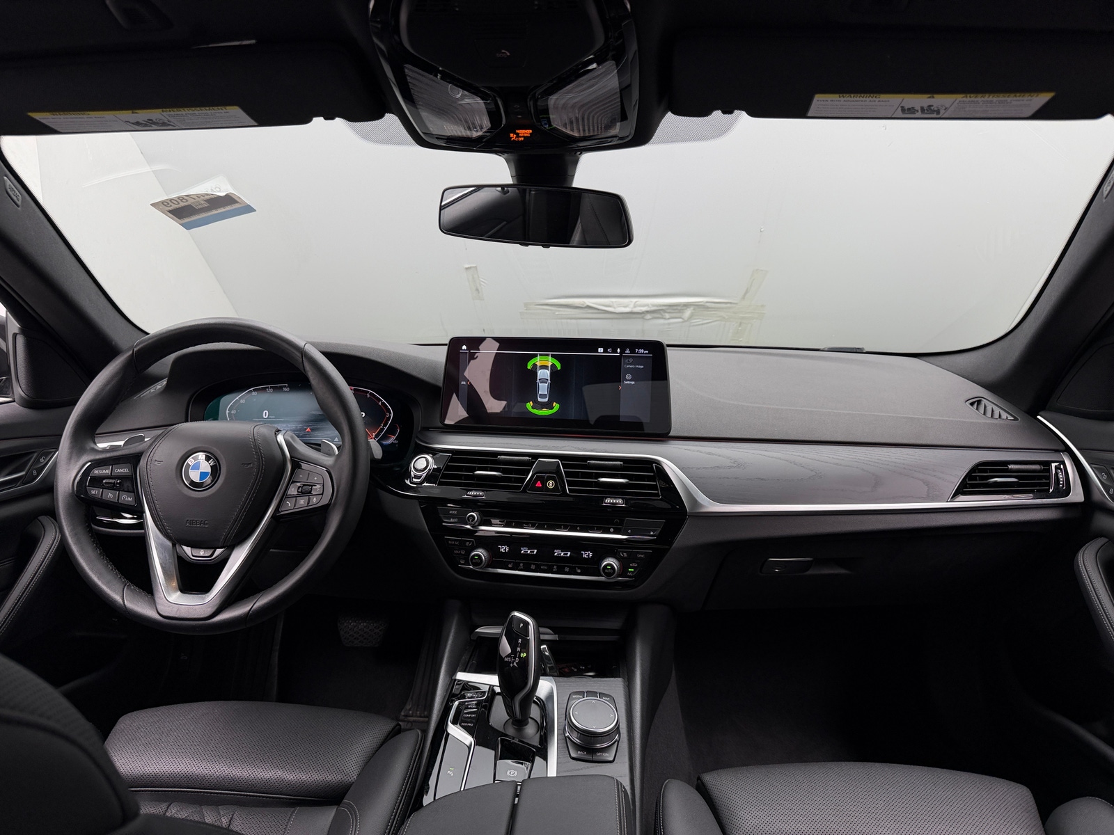 Thumbnail: 2023 BMW 5 Series - 2