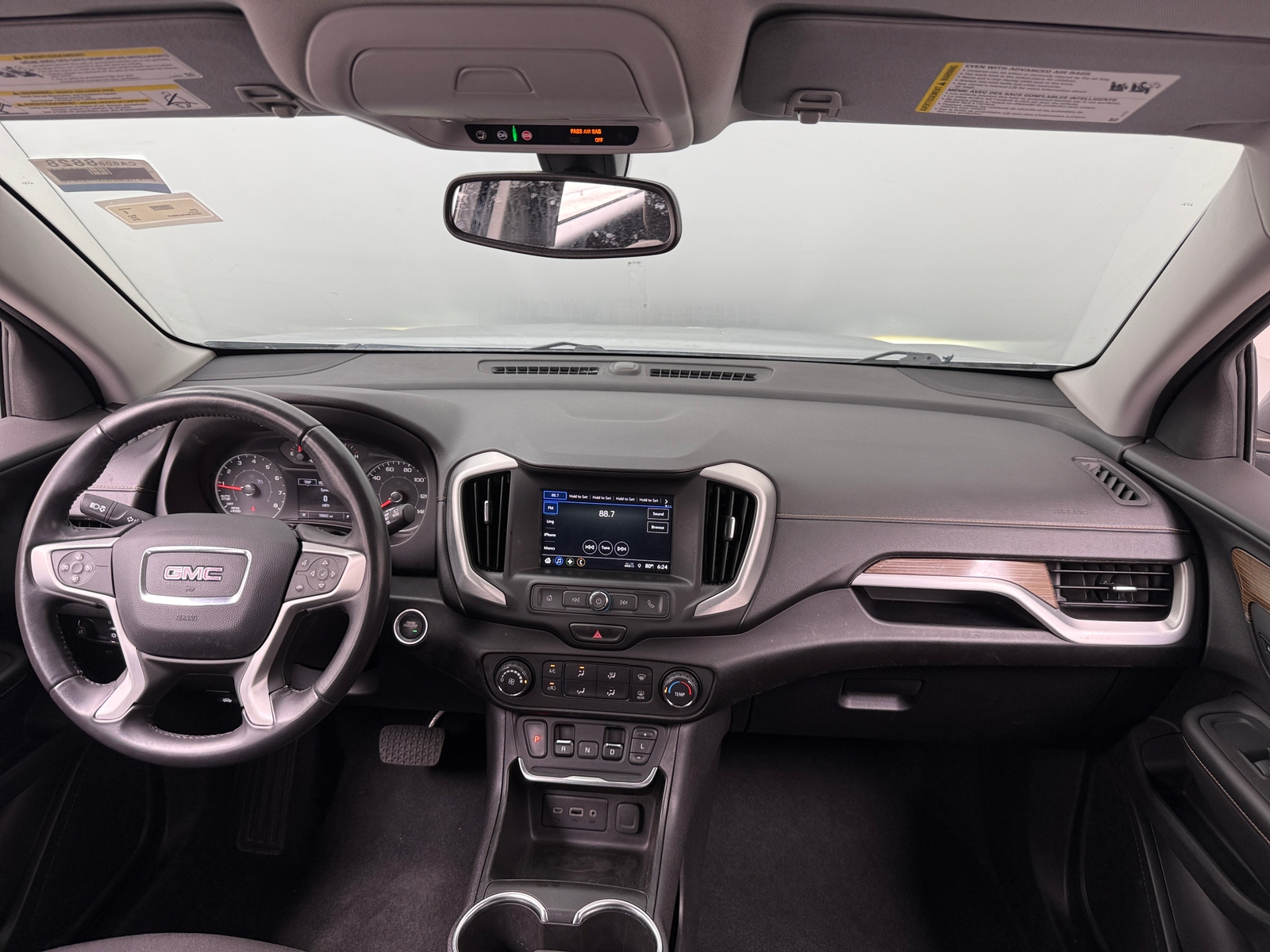 Thumbnail: 2018 GMC Terrain - 3