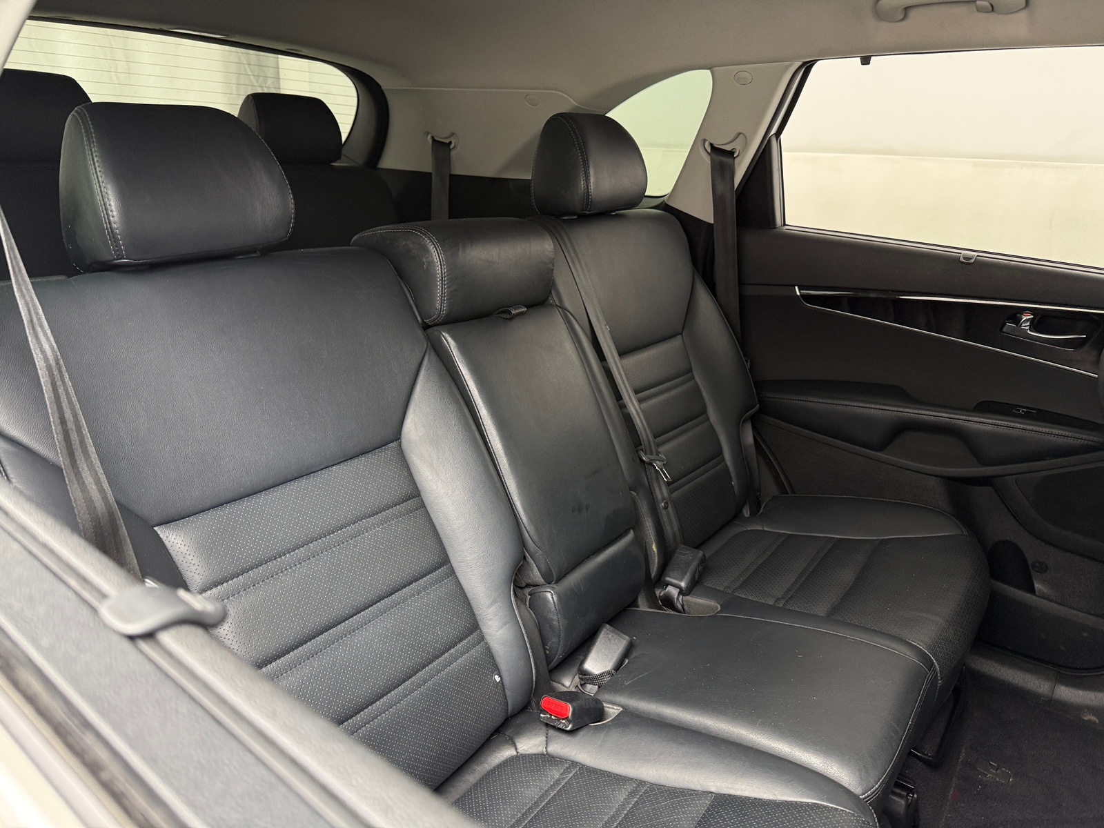 Thumbnail: 2017 Kia Sorento - 5