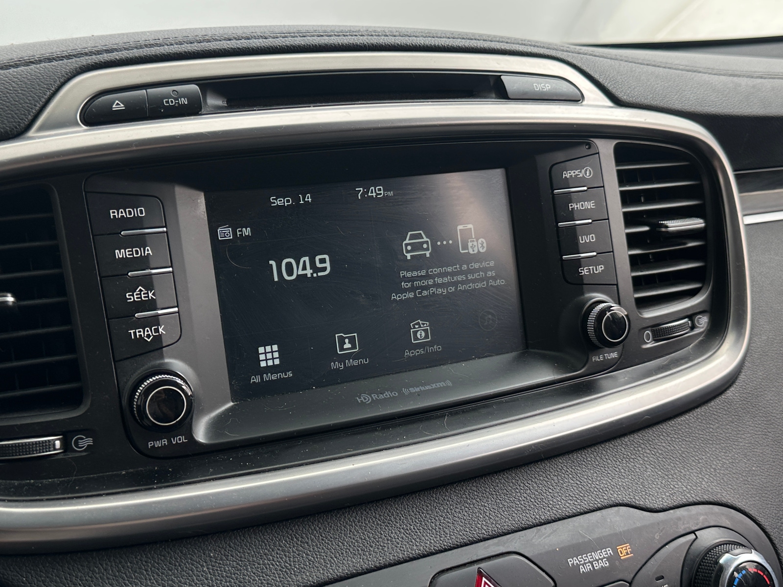 Thumbnail: 2017 Kia Sorento - 3