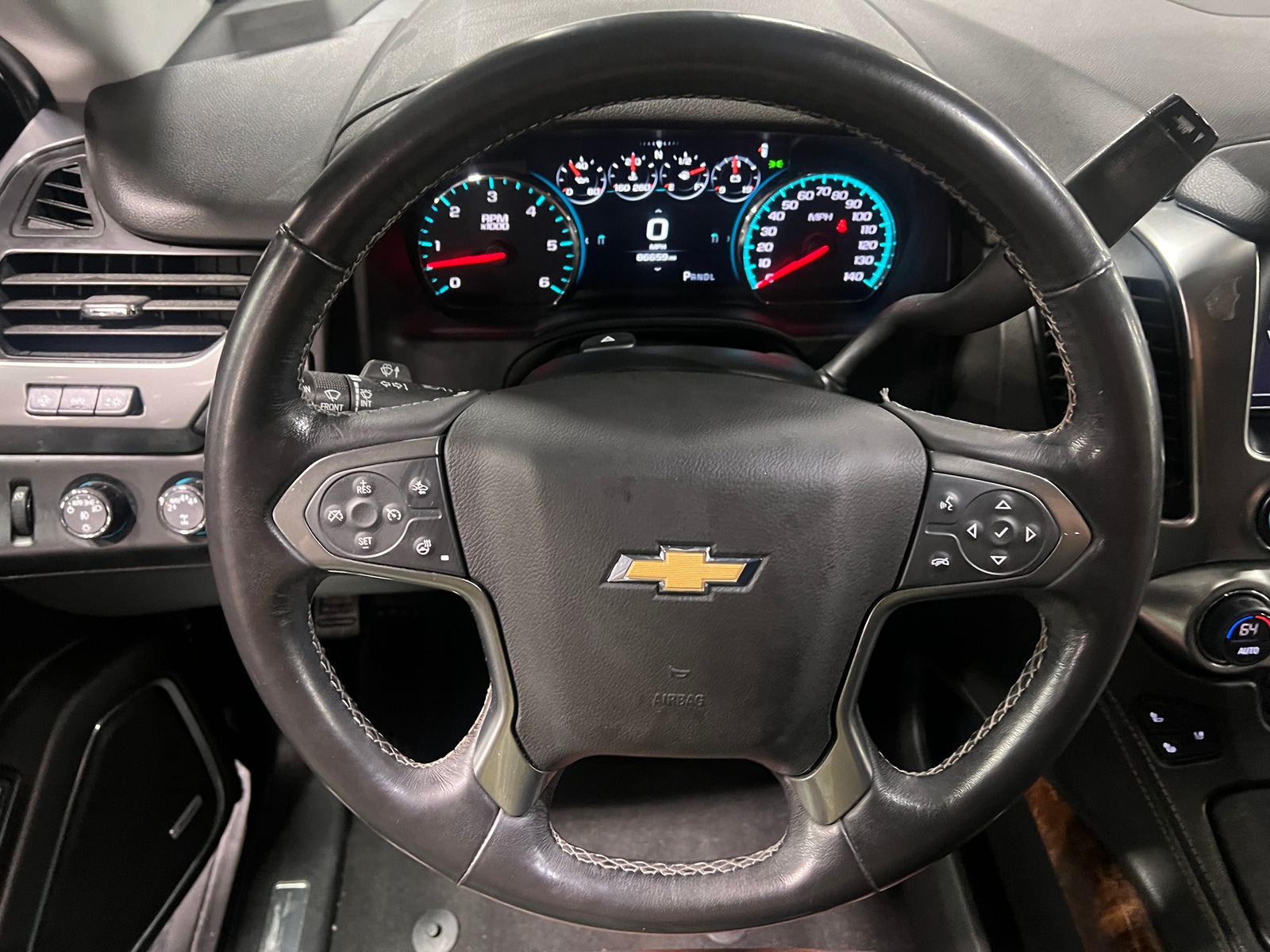 Thumbnail: 2020 Chevrolet Suburban - 4
