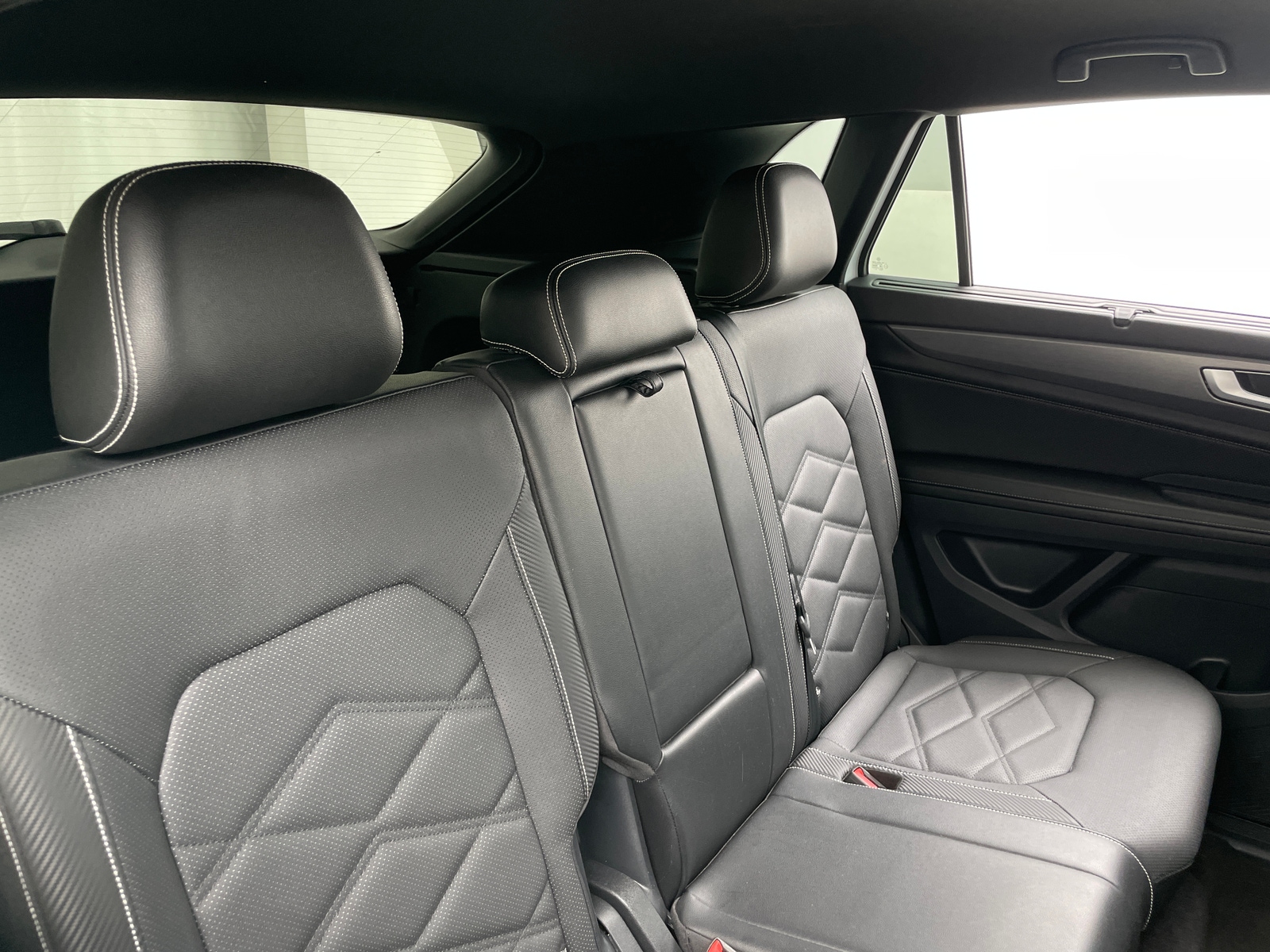 Thumbnail: 2024 Volkswagen Atlas - 6