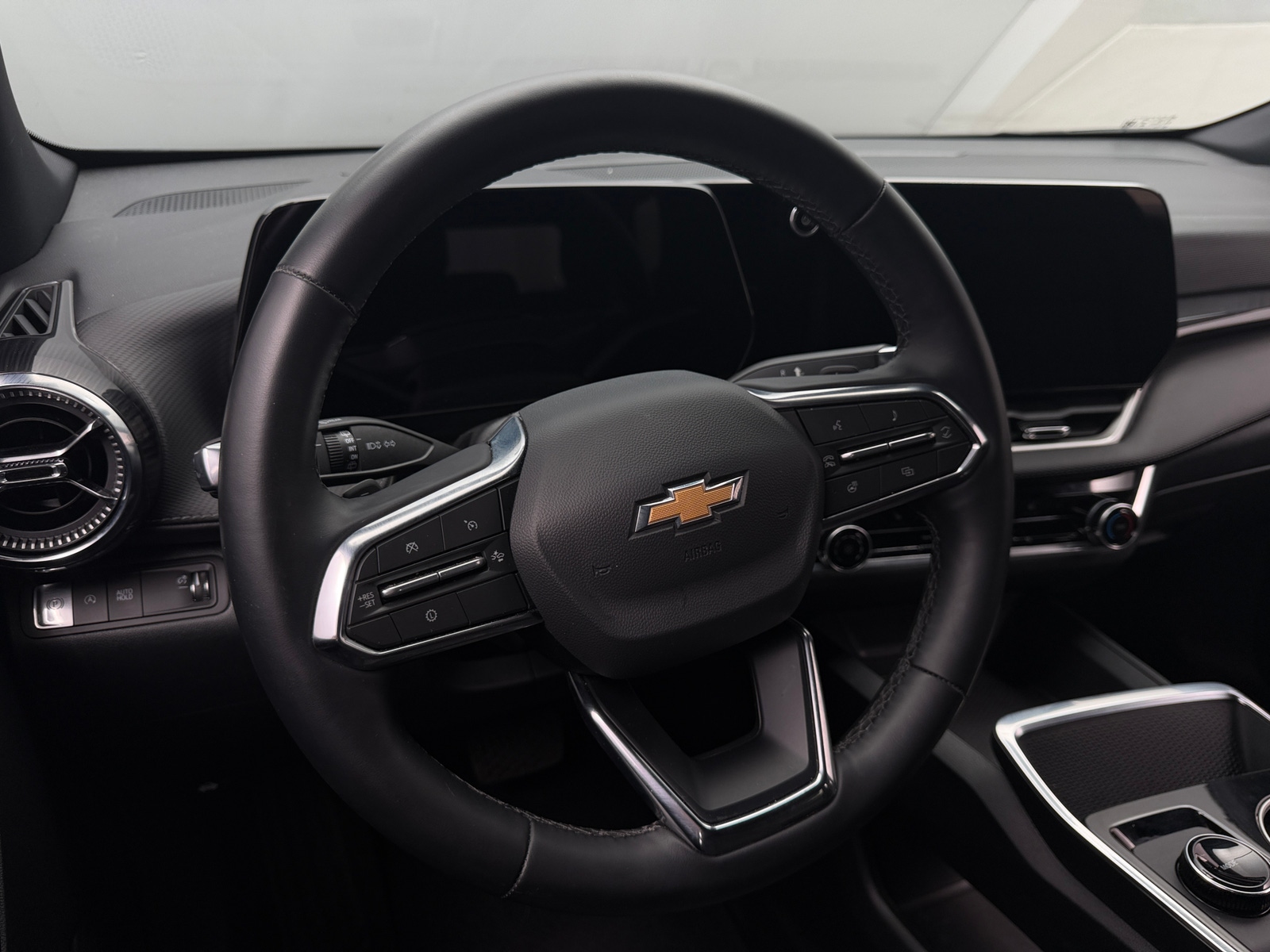 Thumbnail: 2026 Chevrolet Equinox - 5