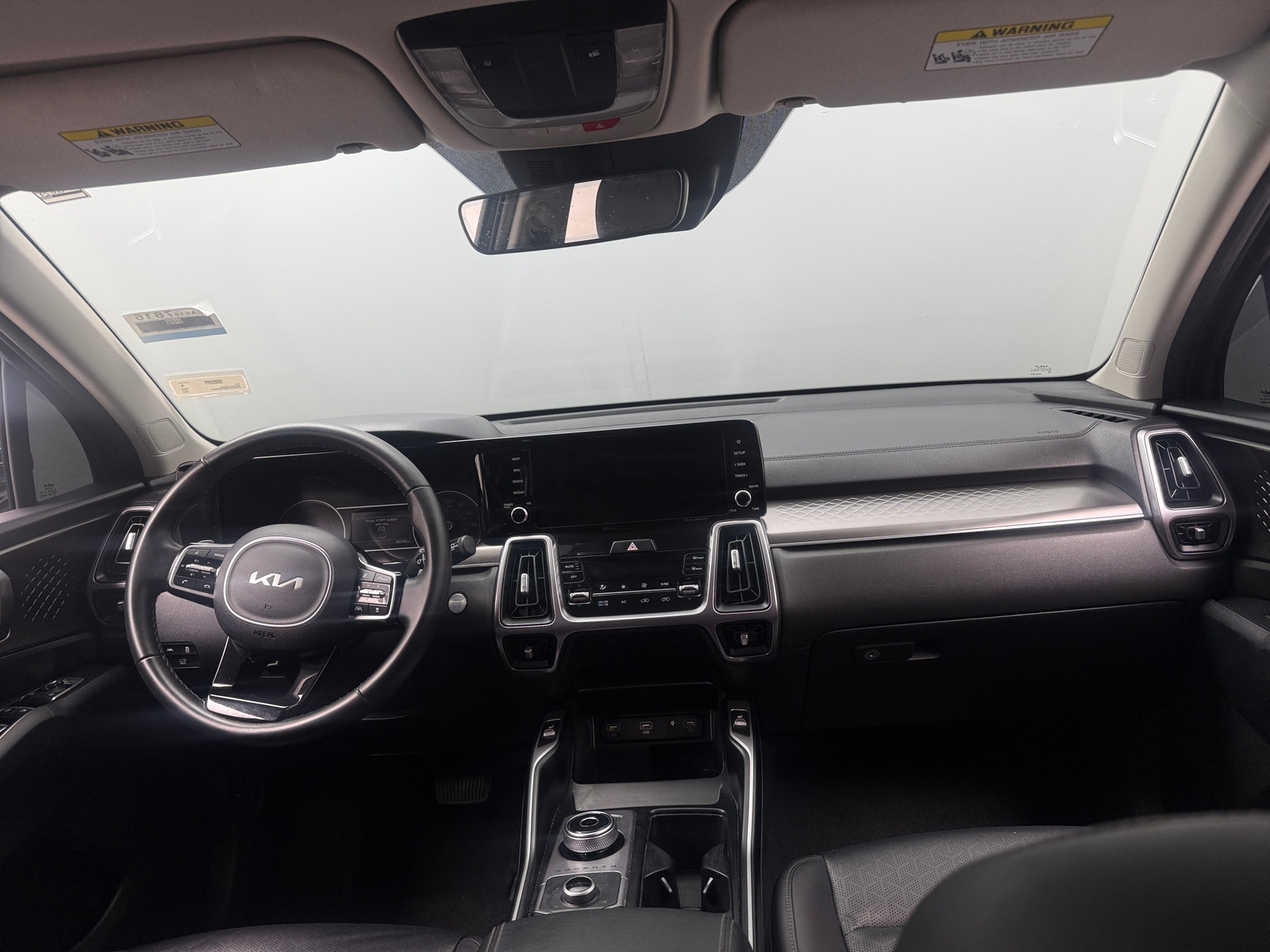 Thumbnail: 2023 Kia Sorento - 2