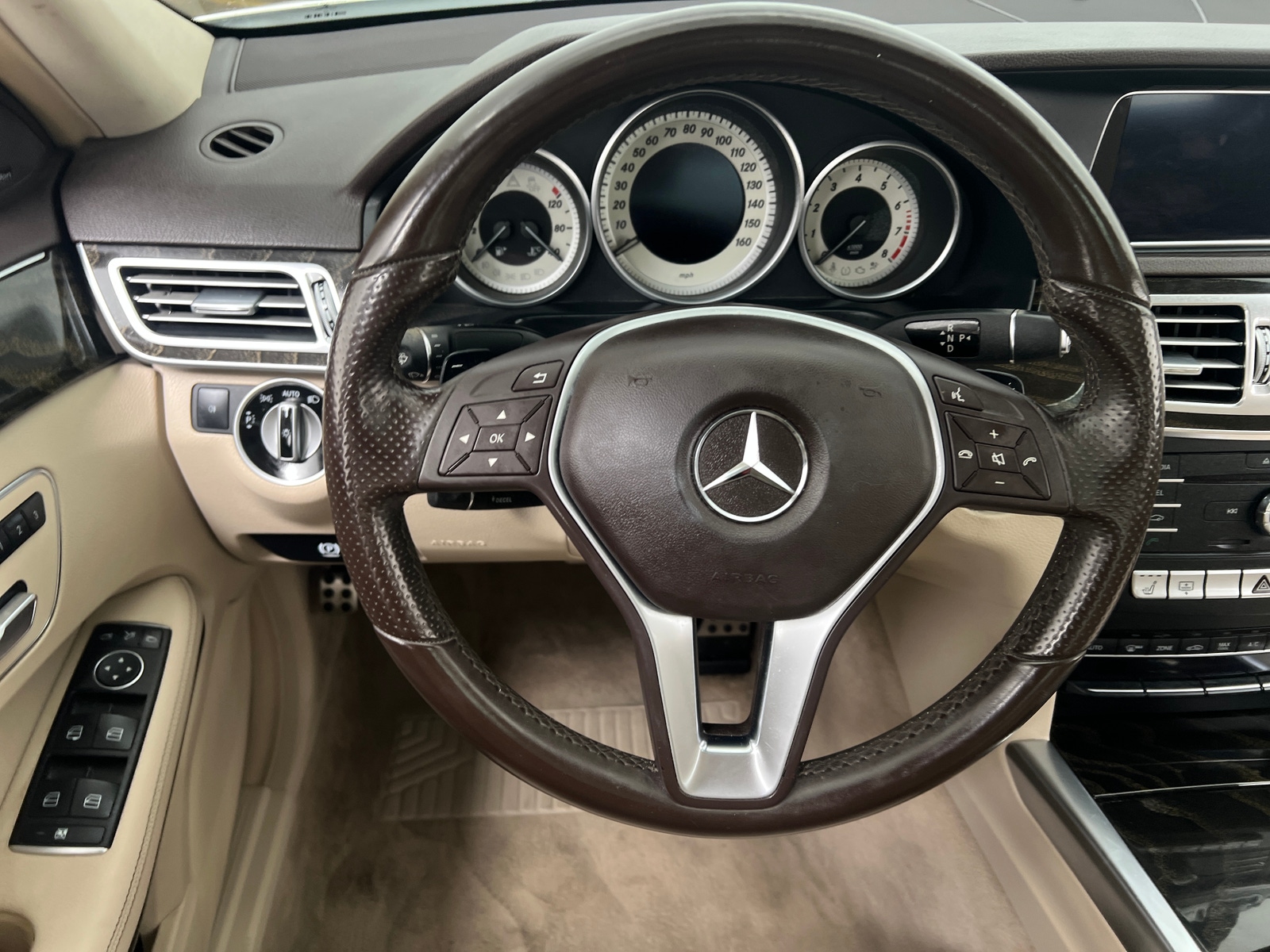 Thumbnail: 2016 Mercedes-Benz E-Class - 4