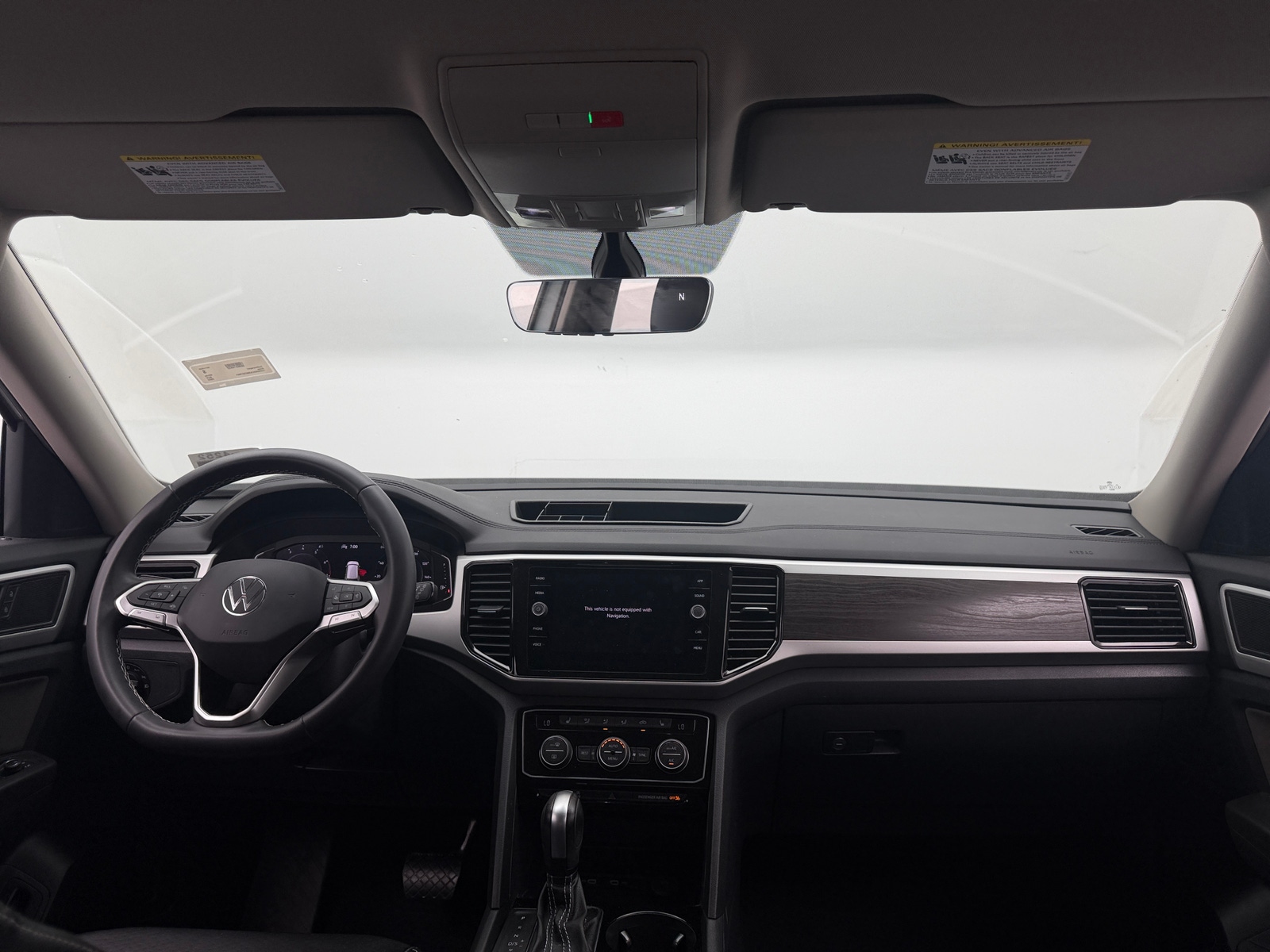 Thumbnail: 2022 Volkswagen Atlas - 3