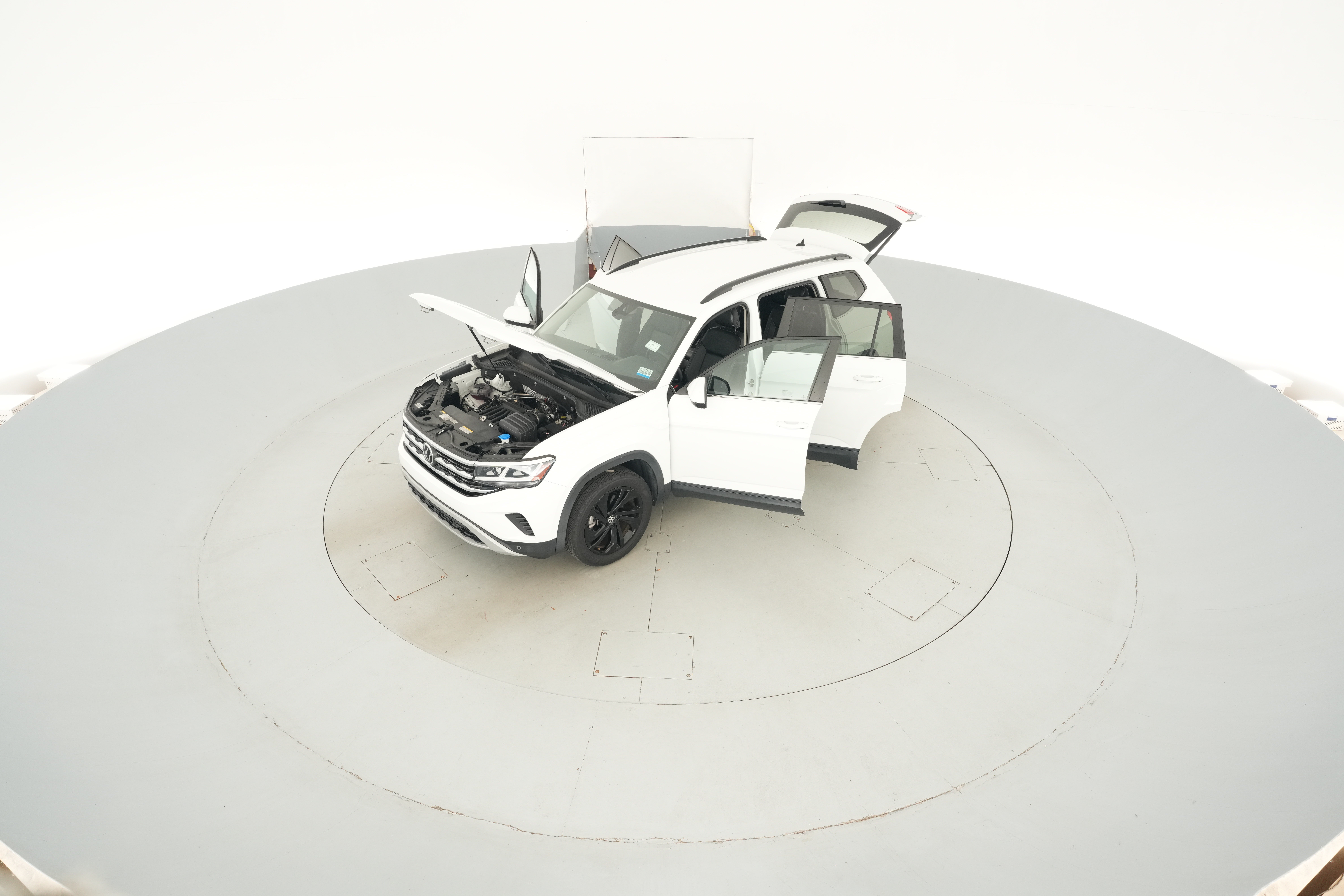 2022 Volkswagen Atlas SE w/Tech - Photo 42