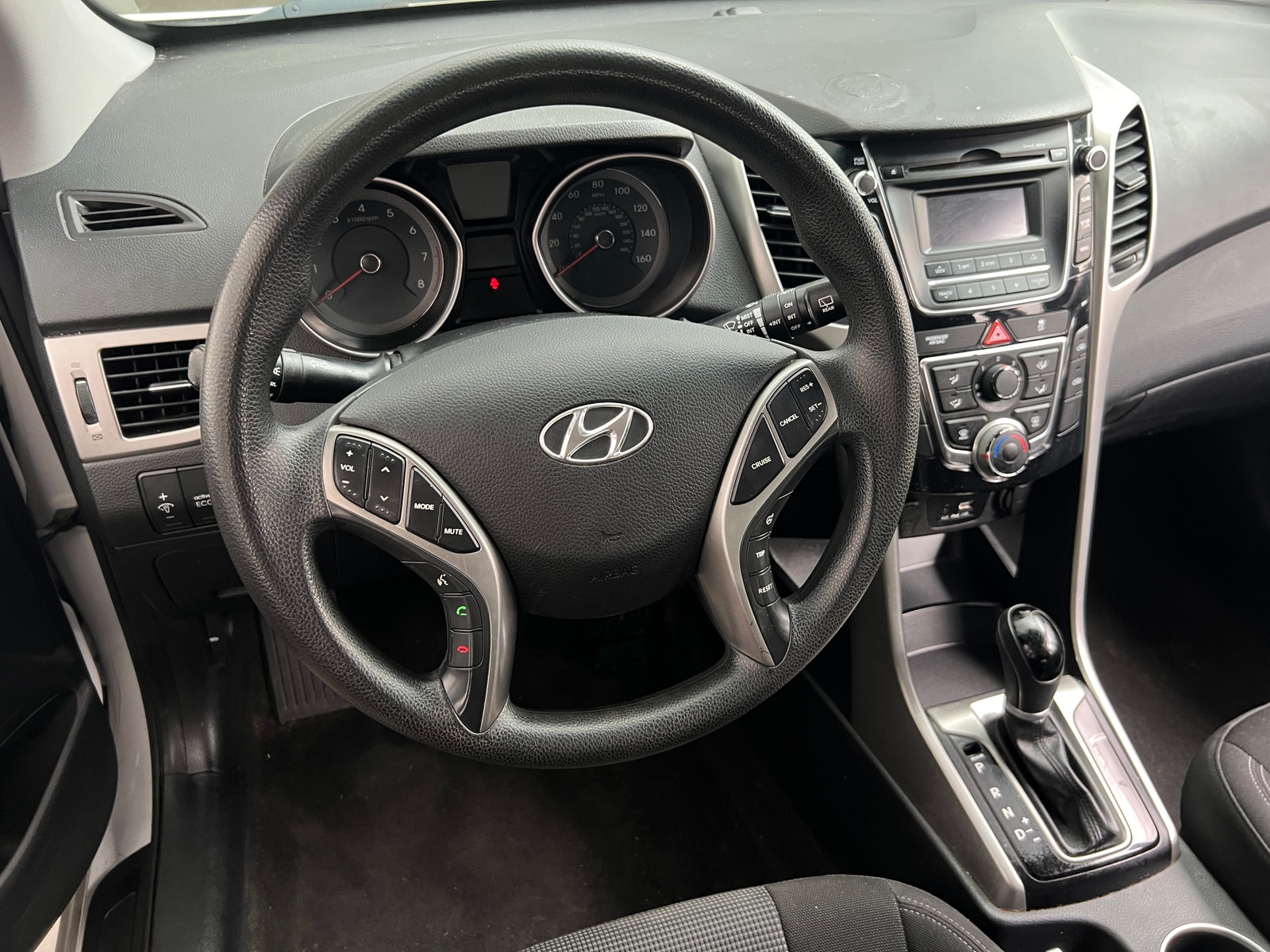Thumbnail: 2017 Hyundai Elantra - 5