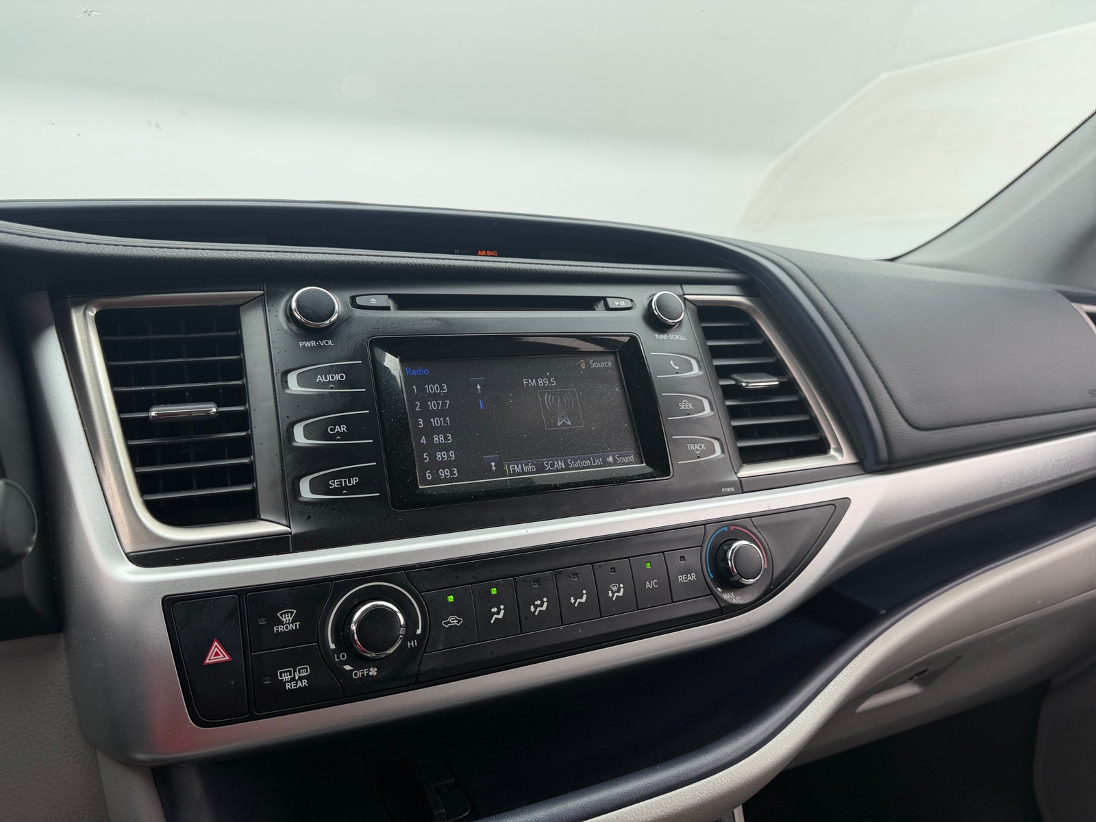 Thumbnail: 2019 Toyota Highlander - 4