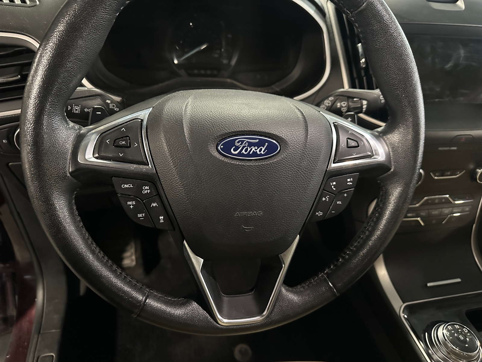 Thumbnail: 2020 Ford Edge - 4