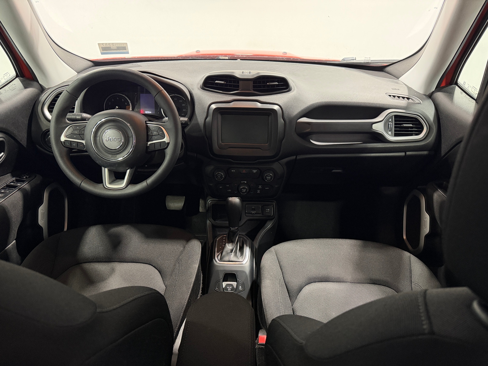 Thumbnail: 2020 Jeep Renegade - 3