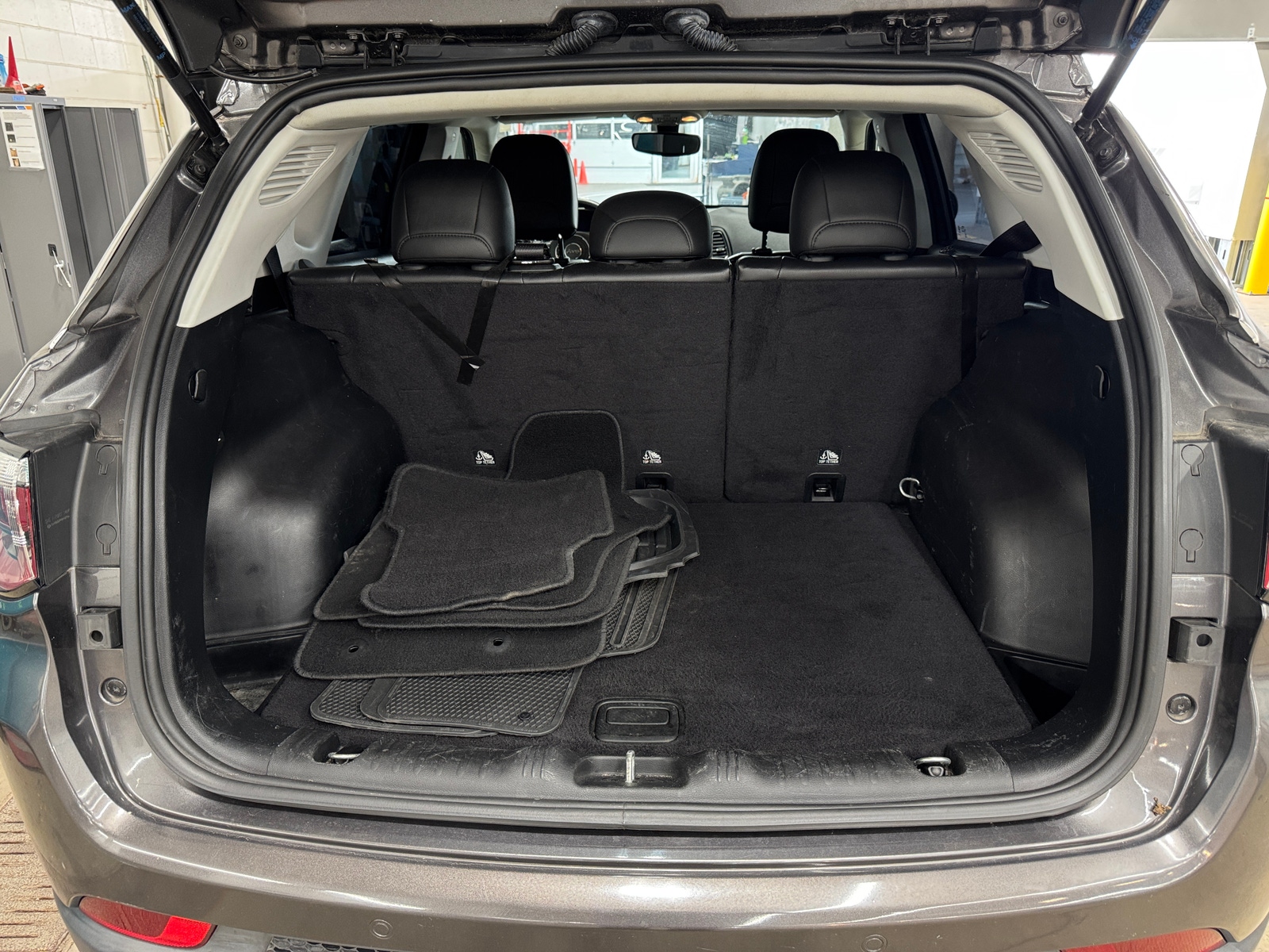 Thumbnail: 2020 Jeep Compass - 7