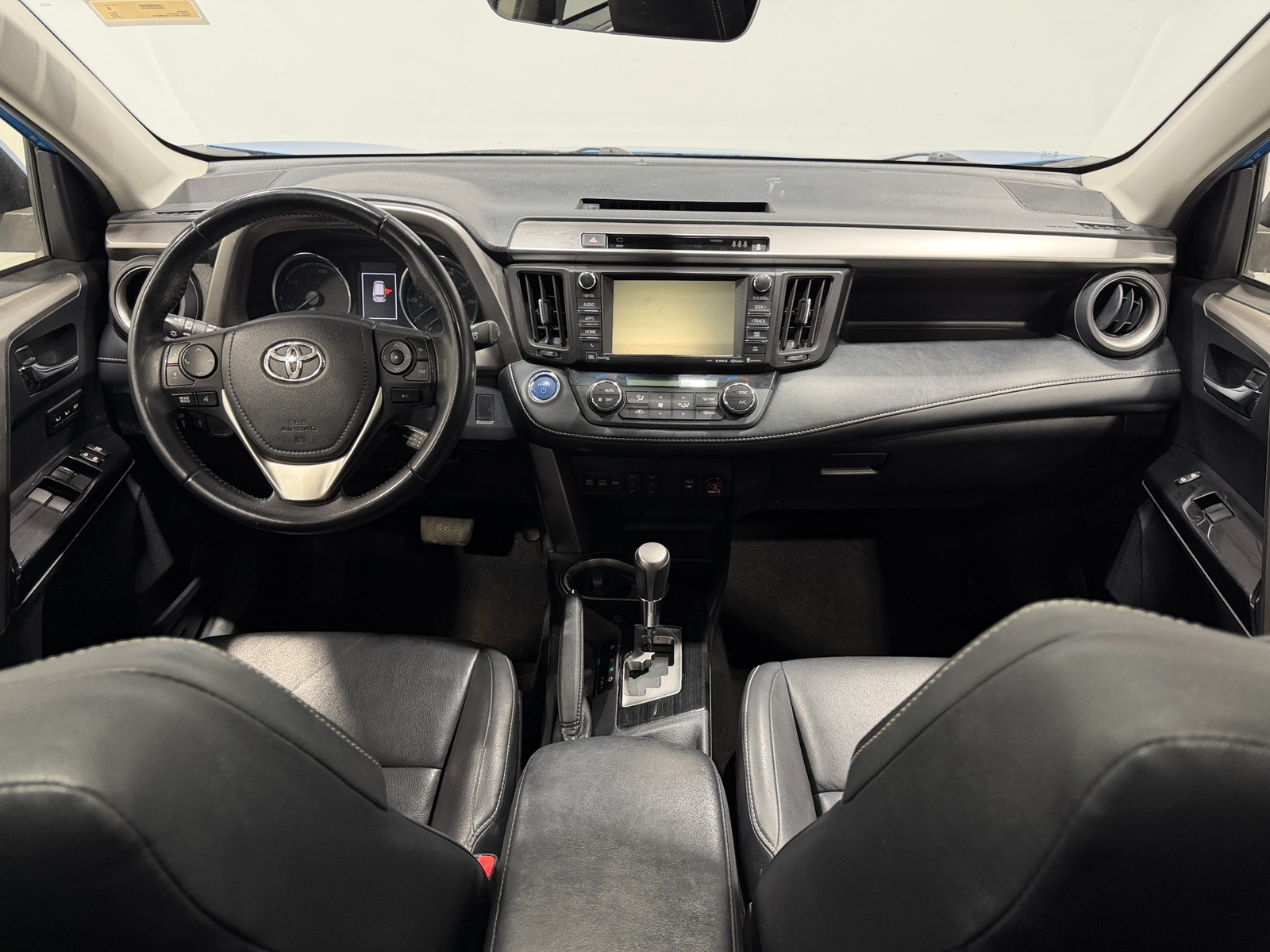 Thumbnail: 2018 Toyota RAV4 - 2