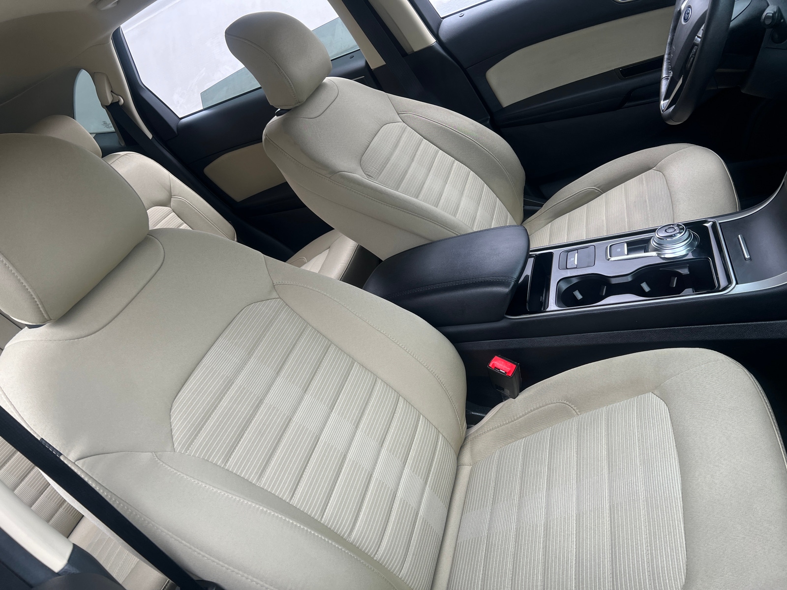Thumbnail: 2019 Ford Edge - 2