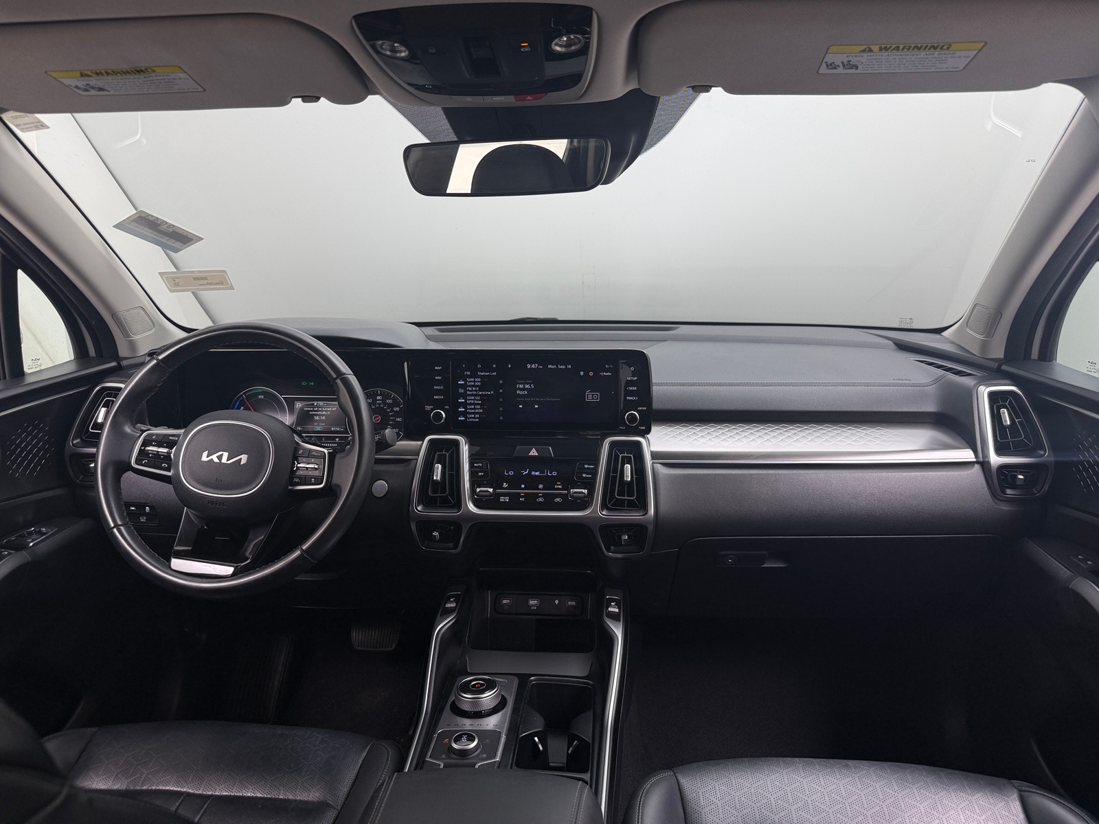 Thumbnail: 2023 Kia Sorento - 2
