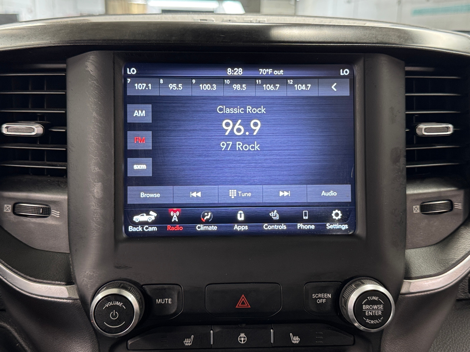Thumbnail: 2019 RAM 1500 - 4