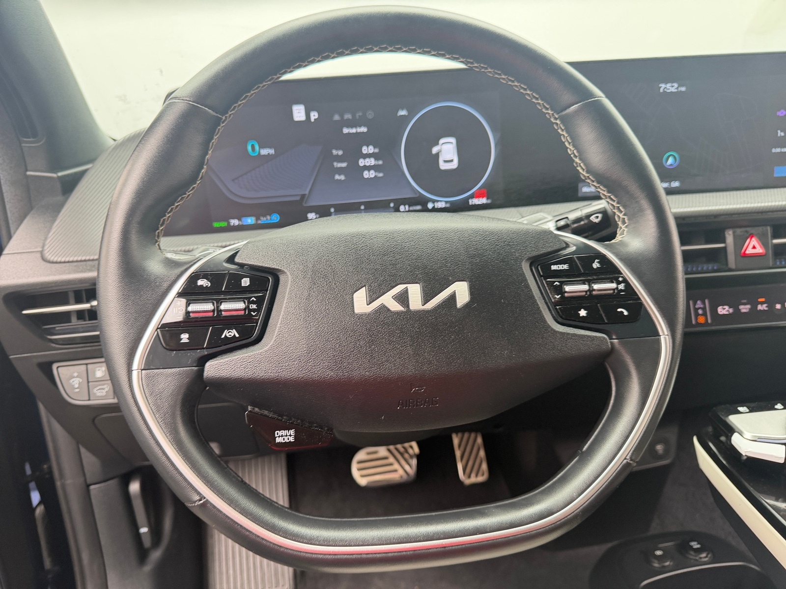 Thumbnail: 2024 Kia EV6 - 4