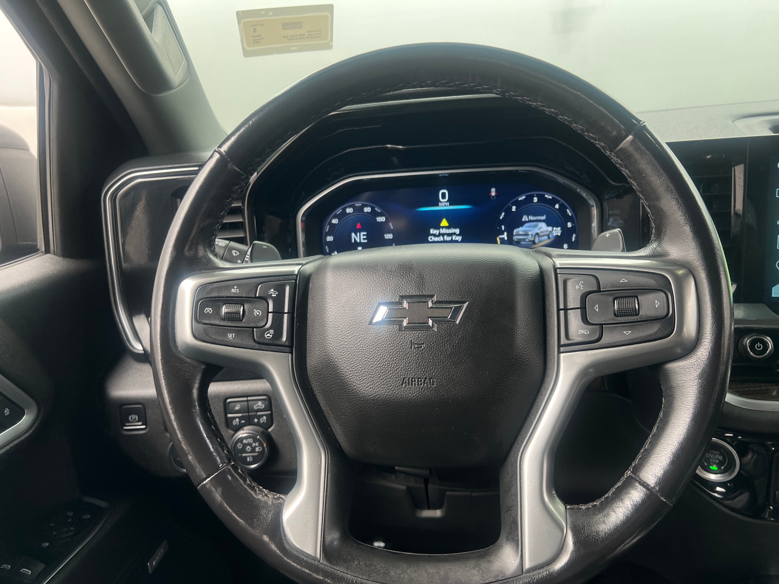 Thumbnail: 2022 Chevrolet Silverado 1500 - 5