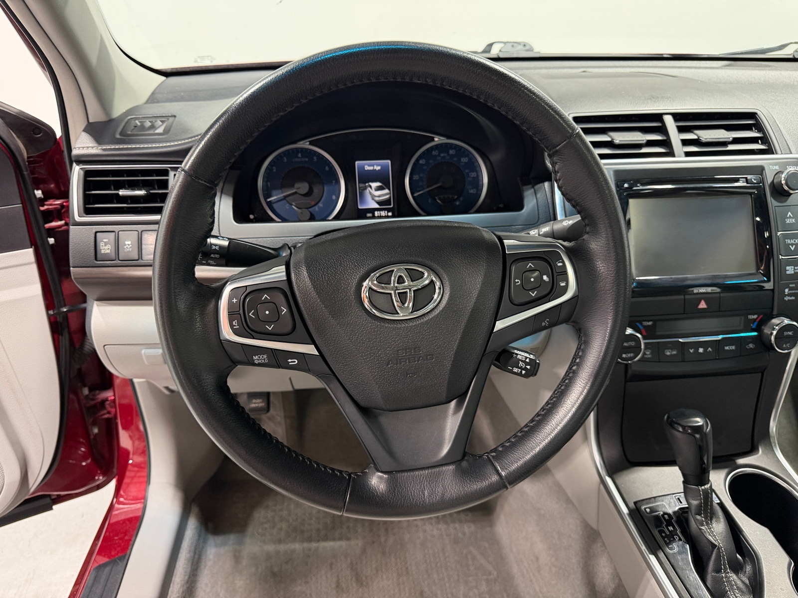 Thumbnail: 2016 Toyota Camry - 4