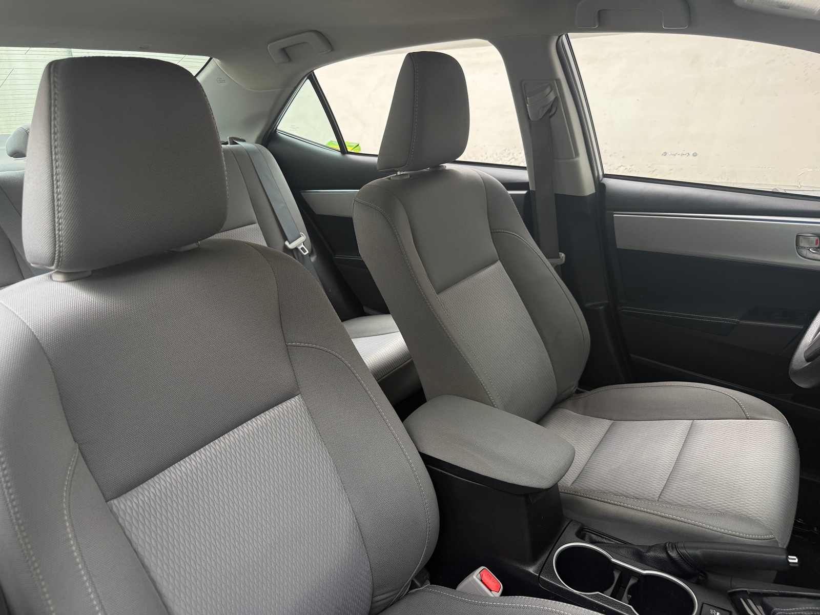 Thumbnail: 2015 Toyota Corolla - 2