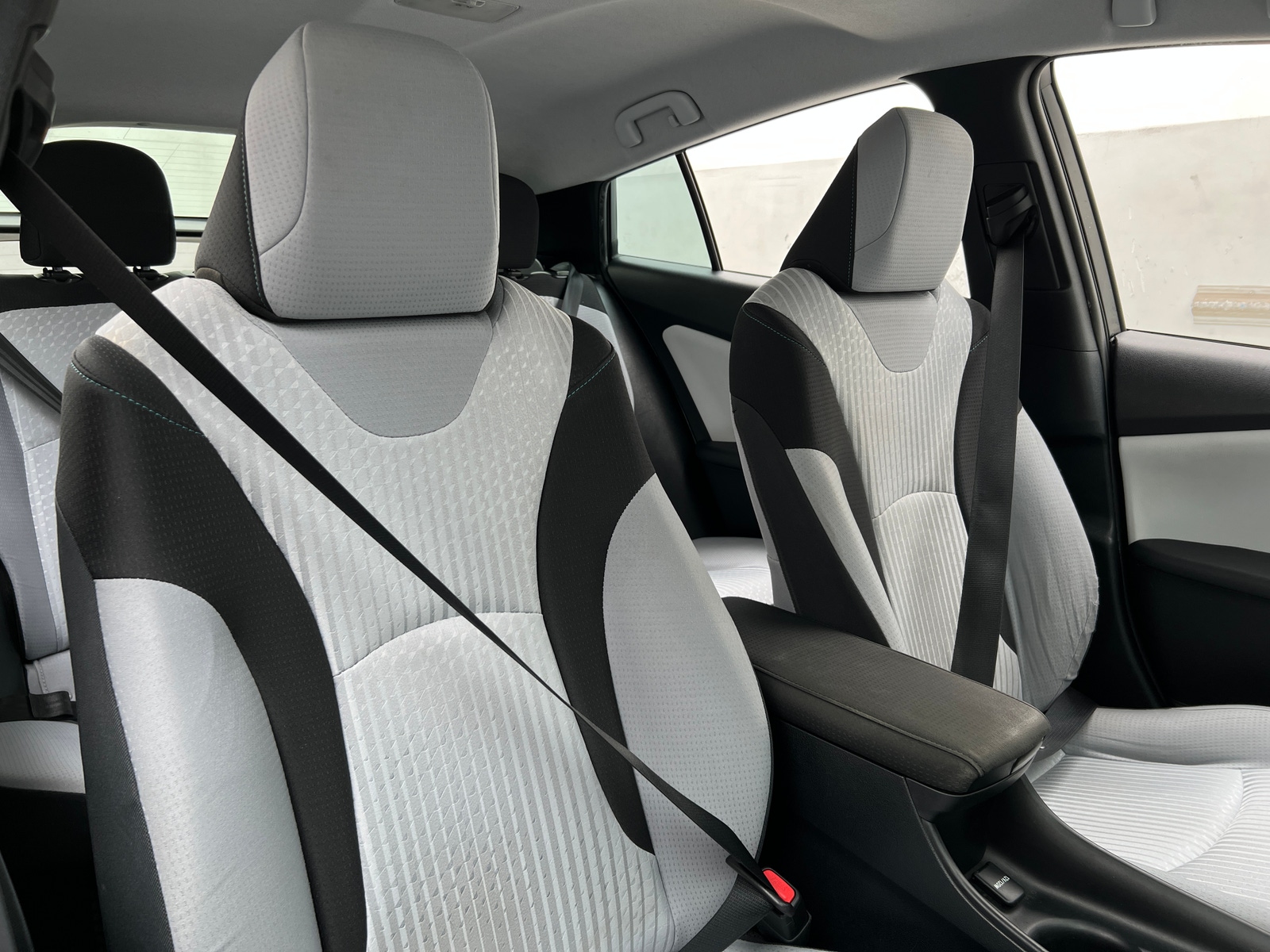 Thumbnail: 2018 Toyota Prius - 2