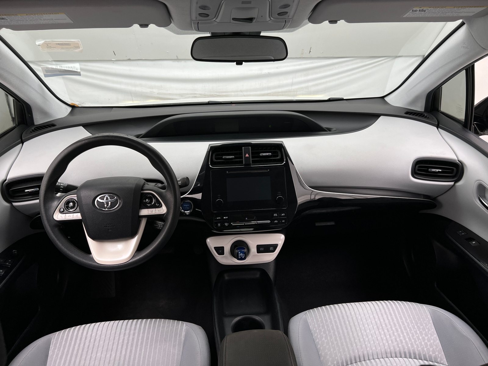 Thumbnail: 2018 Toyota Prius - 3