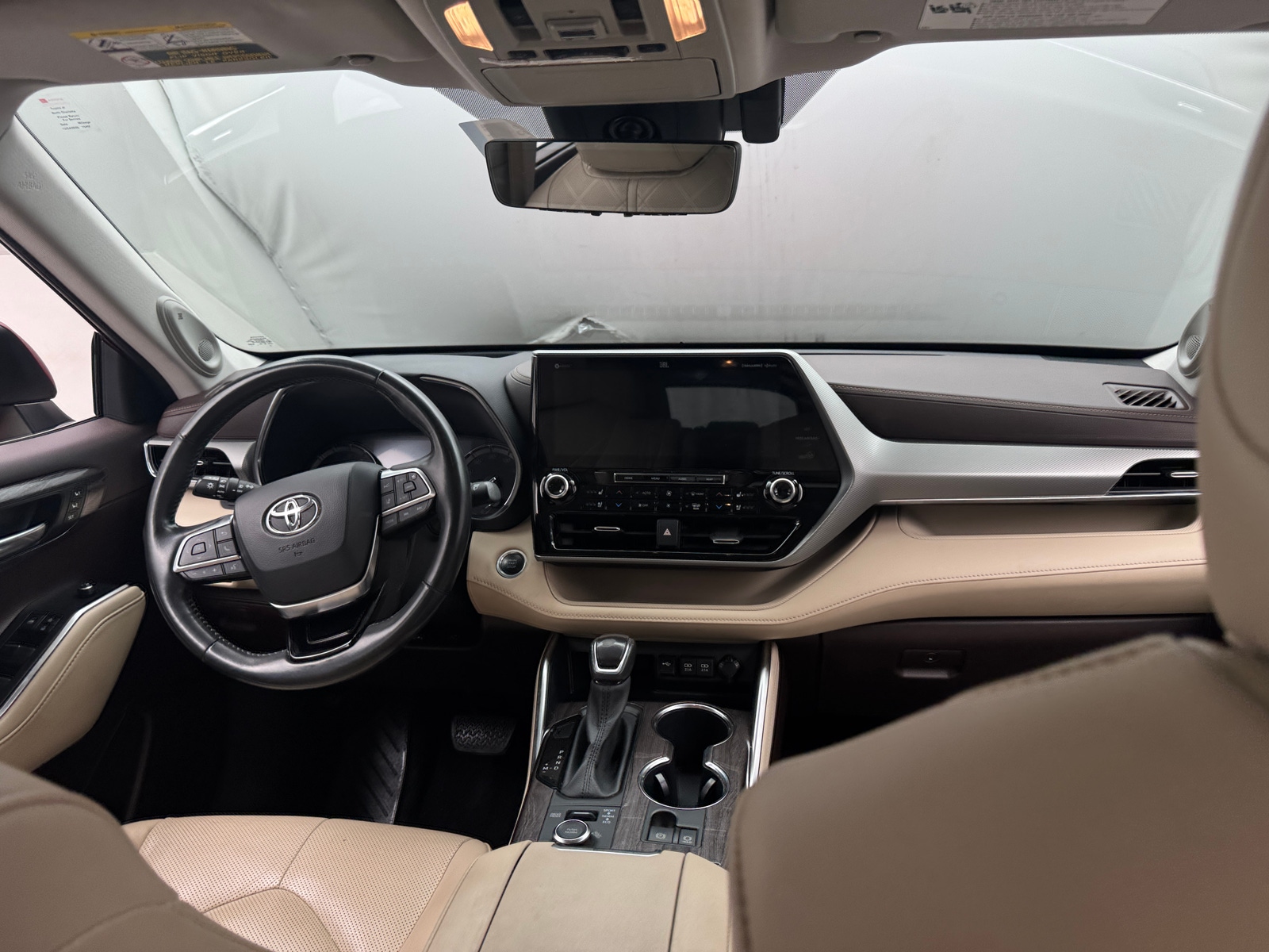 Thumbnail: 2020 Toyota Highlander - 2