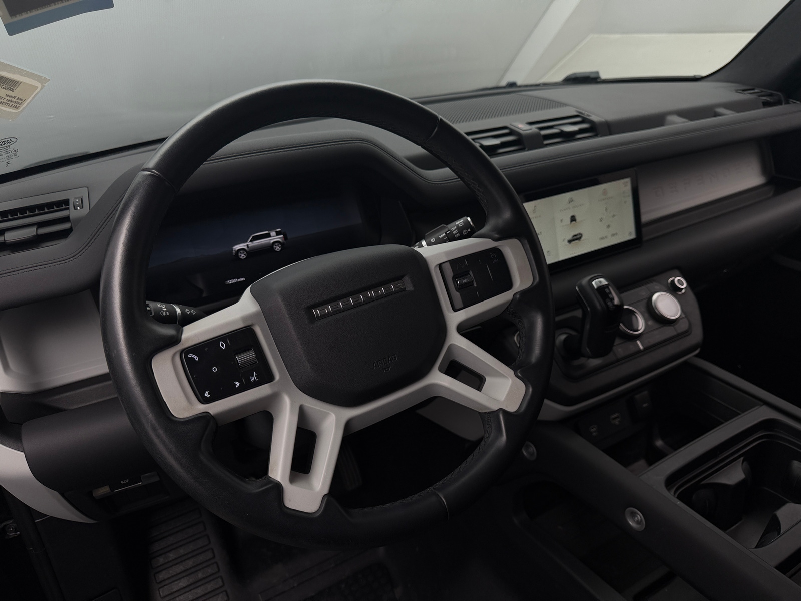 Thumbnail: 2024 Land Rover Defender - 5