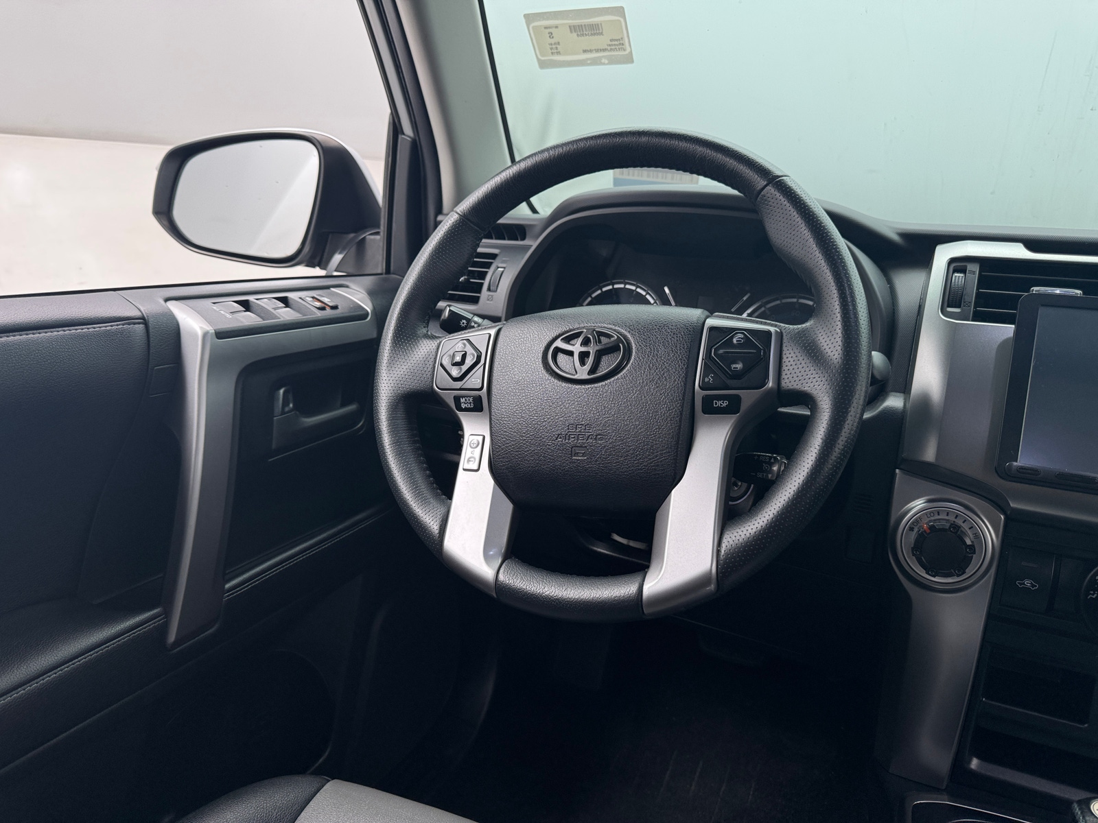 Thumbnail: 2019 Toyota 4Runner - 5
