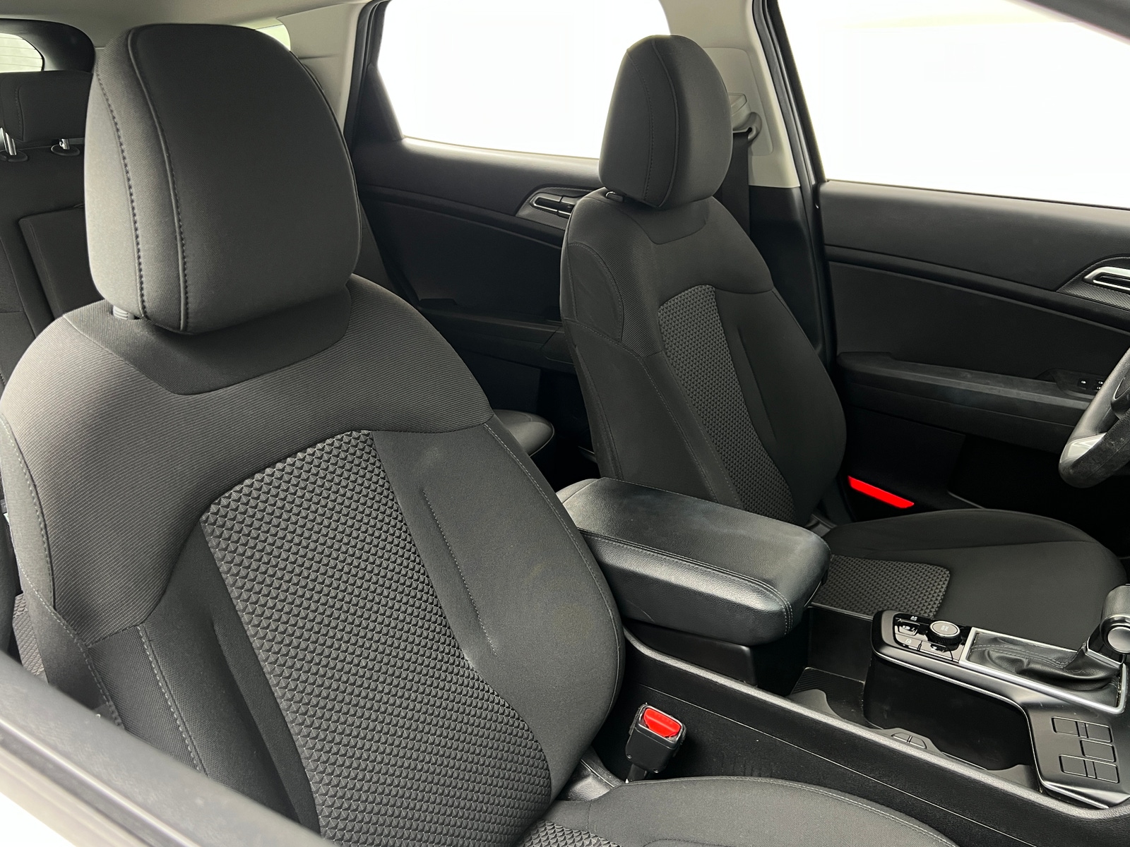 Thumbnail: 2023 Kia Sportage - 2