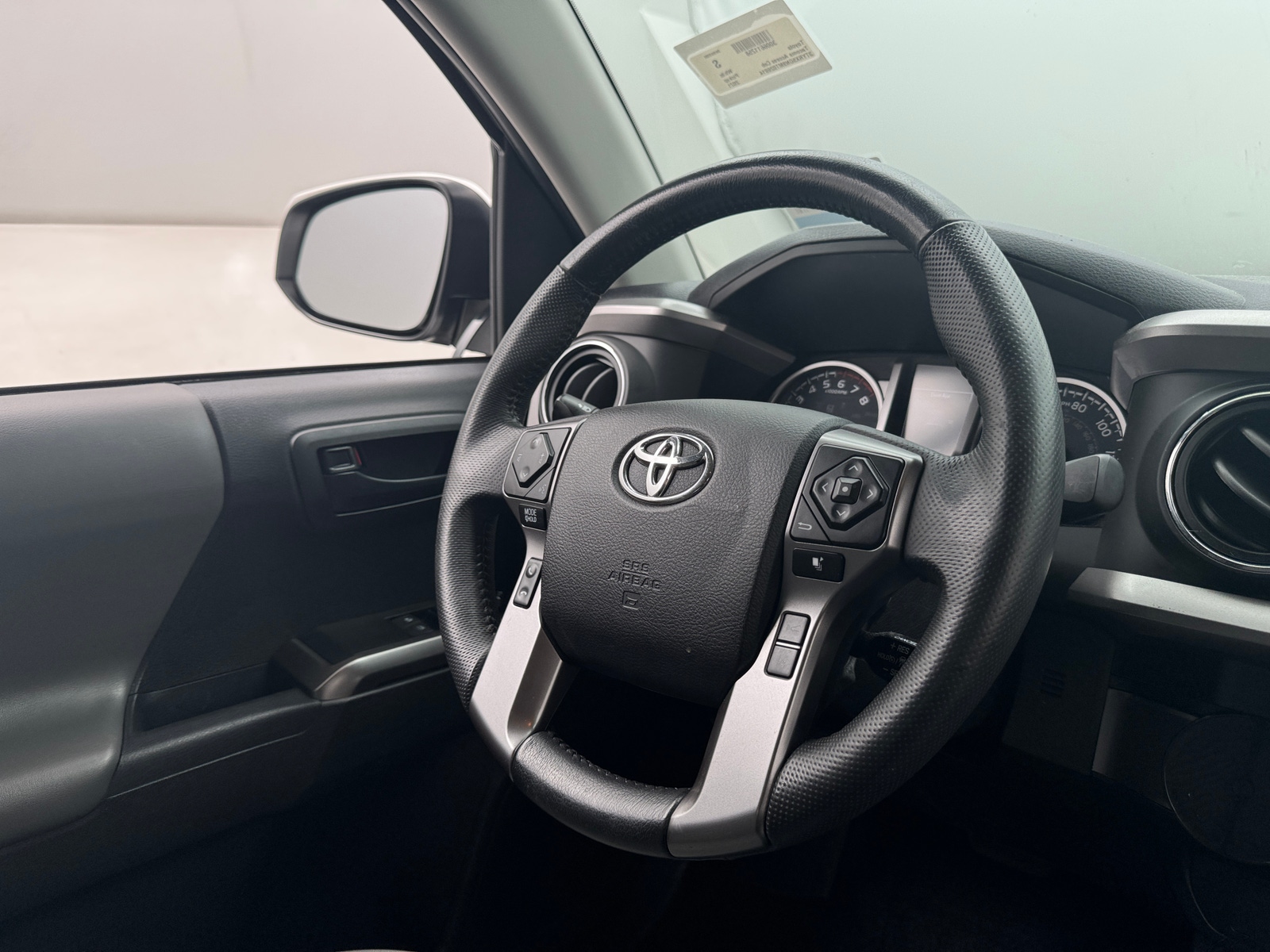 Thumbnail: 2021 Toyota Tacoma - 5