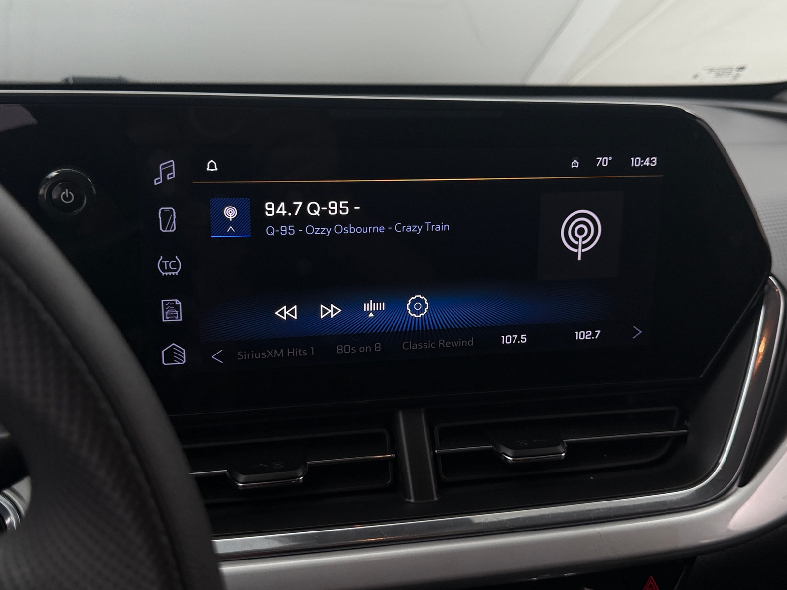 Thumbnail: 2026 Chevrolet Trax - 3