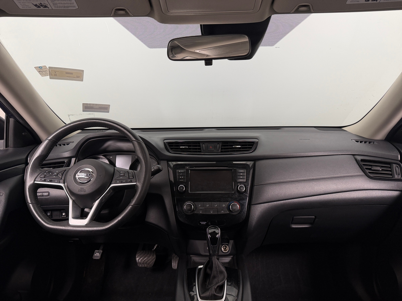 Thumbnail: 2019 Nissan Rogue - 3