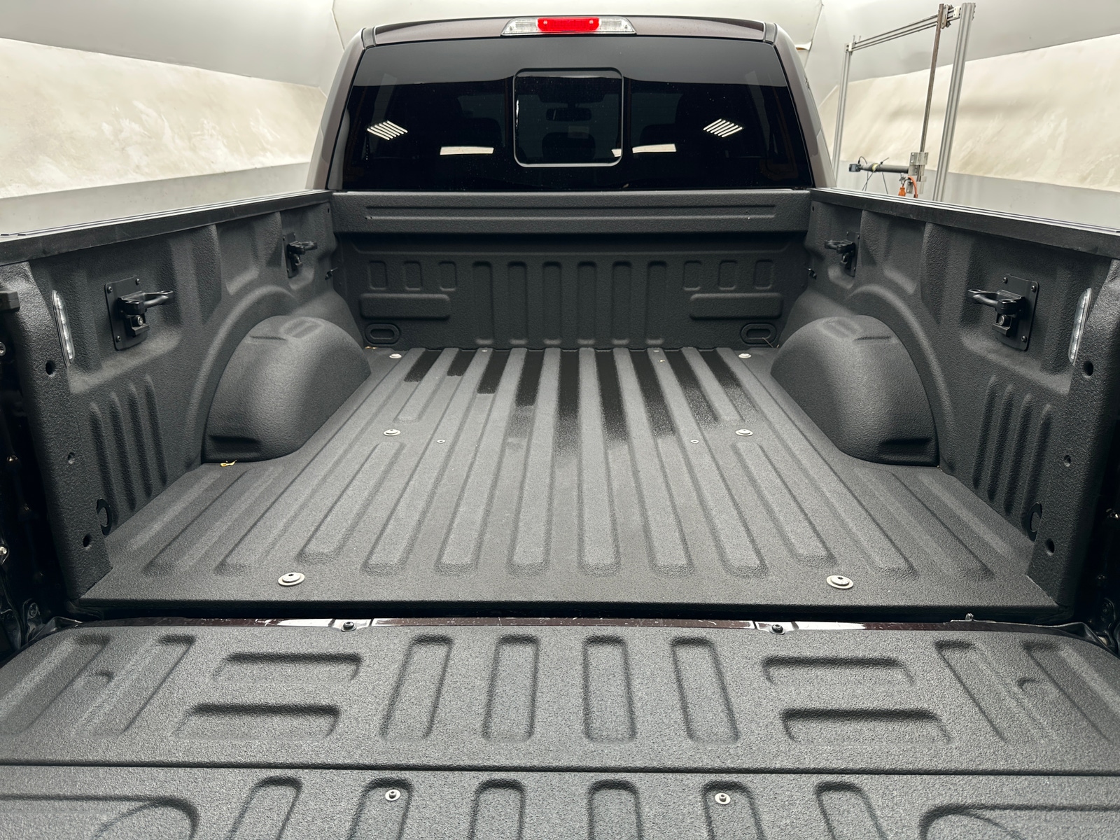 Thumbnail: 2019 Ford Econoline - 6