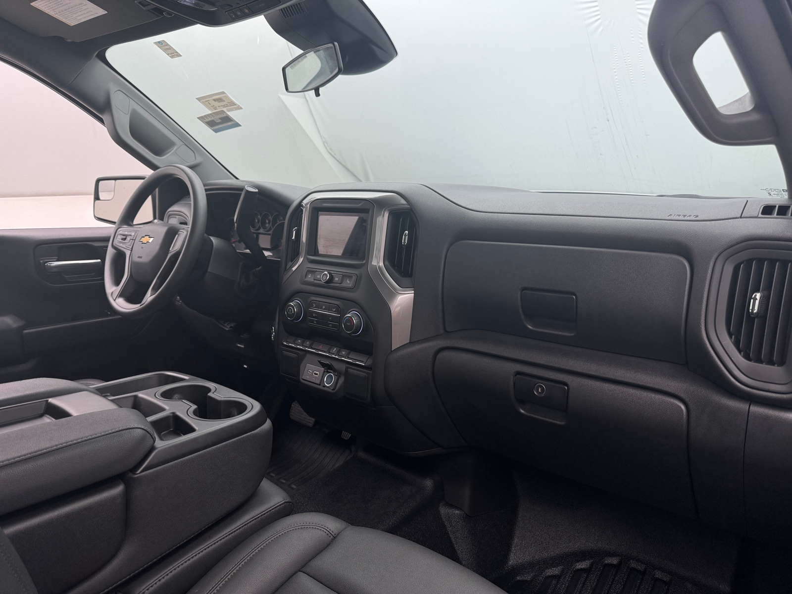 Thumbnail: 2026 Chevrolet Silverado 1500 - 2